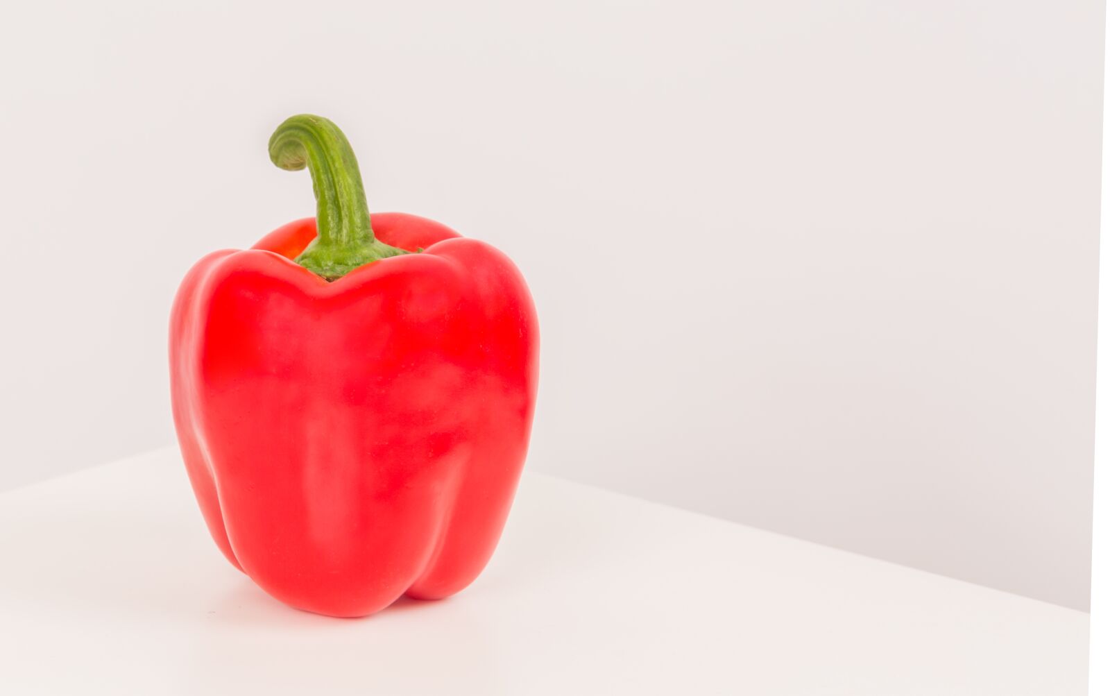 Canon EF 100mm F2.8L Macro IS USM sample photo. Pepper, food, health photography