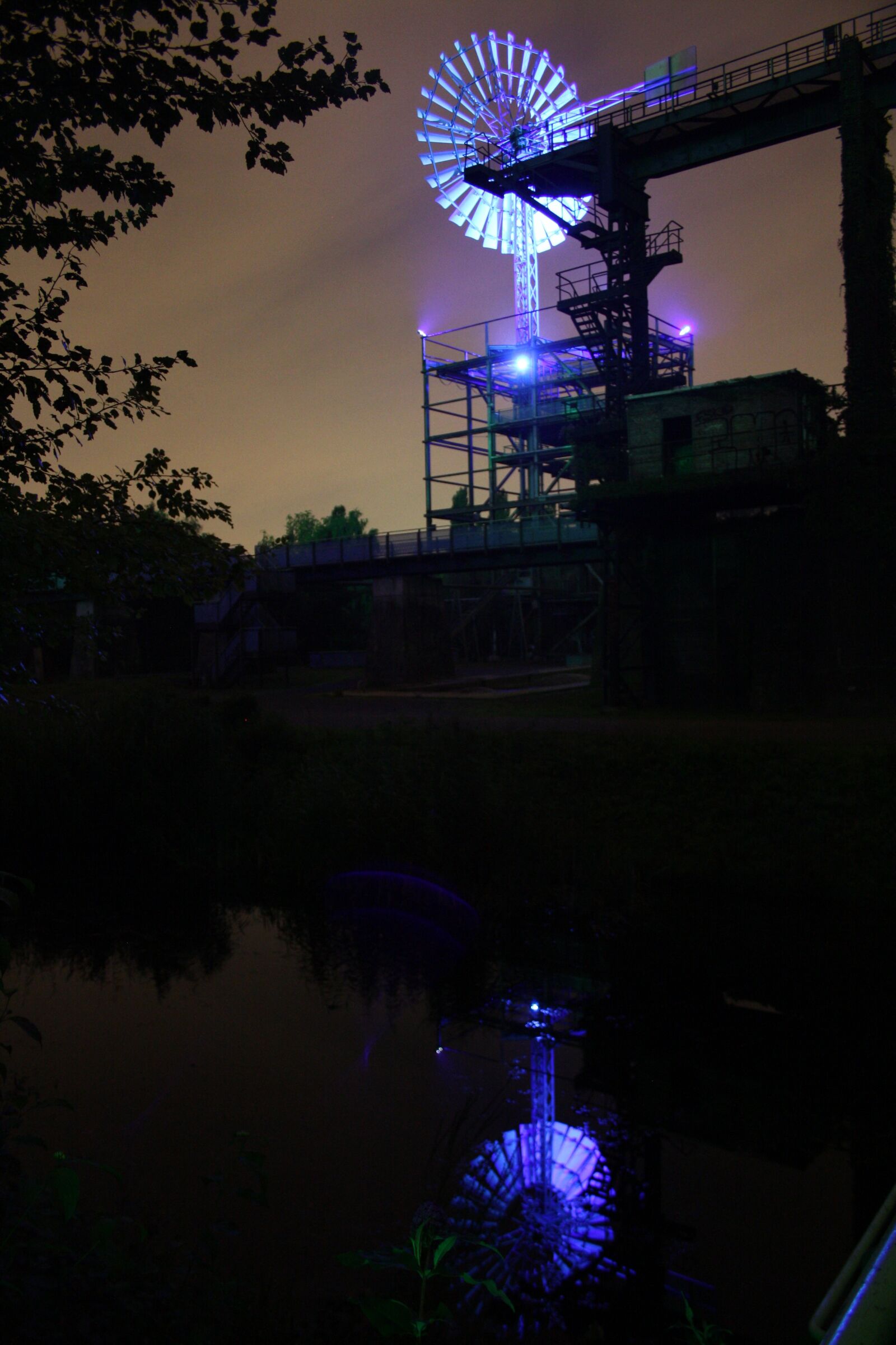Canon EOS 1000D (EOS Digital Rebel XS / EOS Kiss F) sample photo. Landscape park duisburg, pinwheel photography