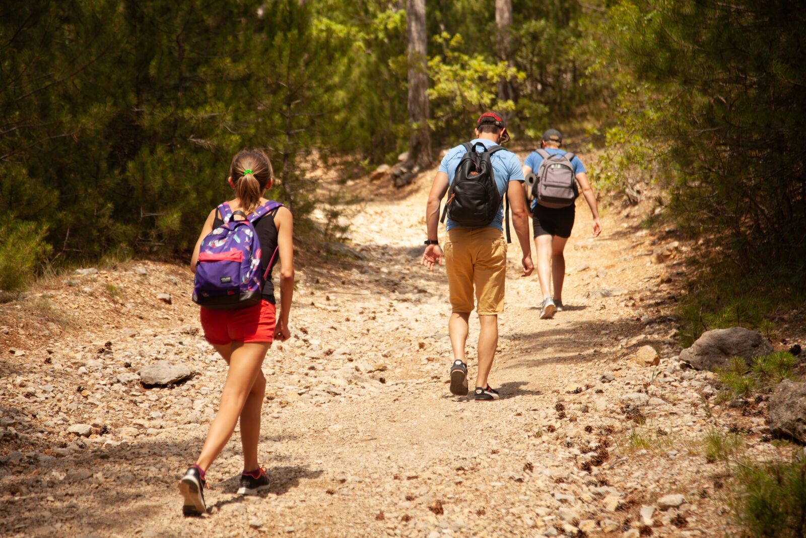 Canon EOS 5D Mark II sample photo. Summer, mountains, tourists photography