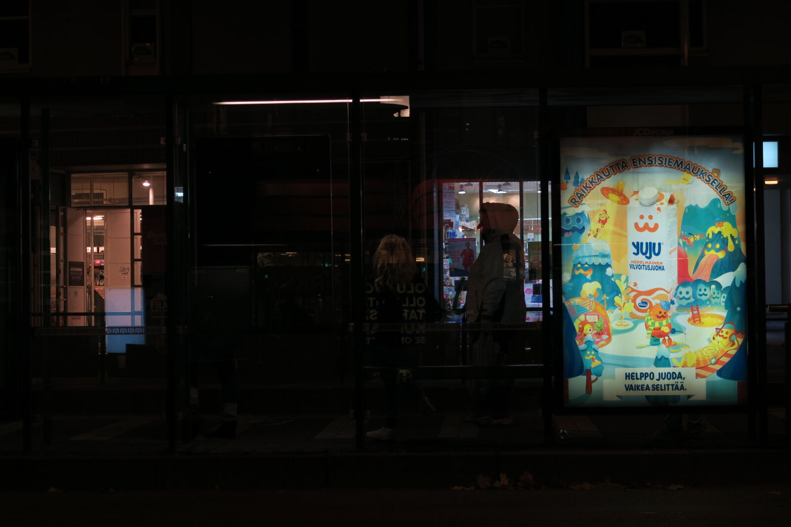 Canon PowerShot G7 X sample photo. G7x - tramstop commercial photography