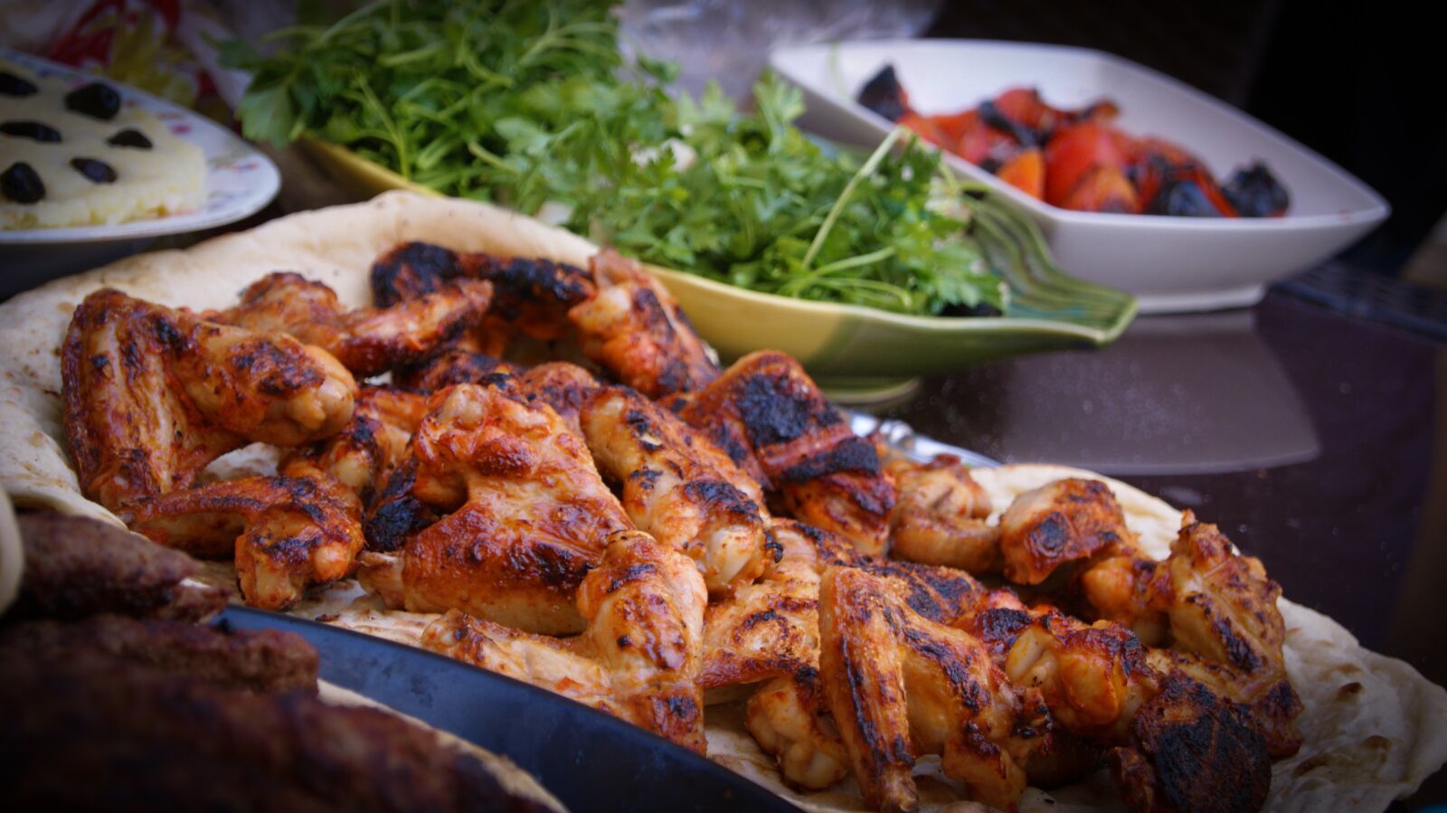 Sony Alpha DSLR-A230 sample photo. Barbecue, chicken, dish photography