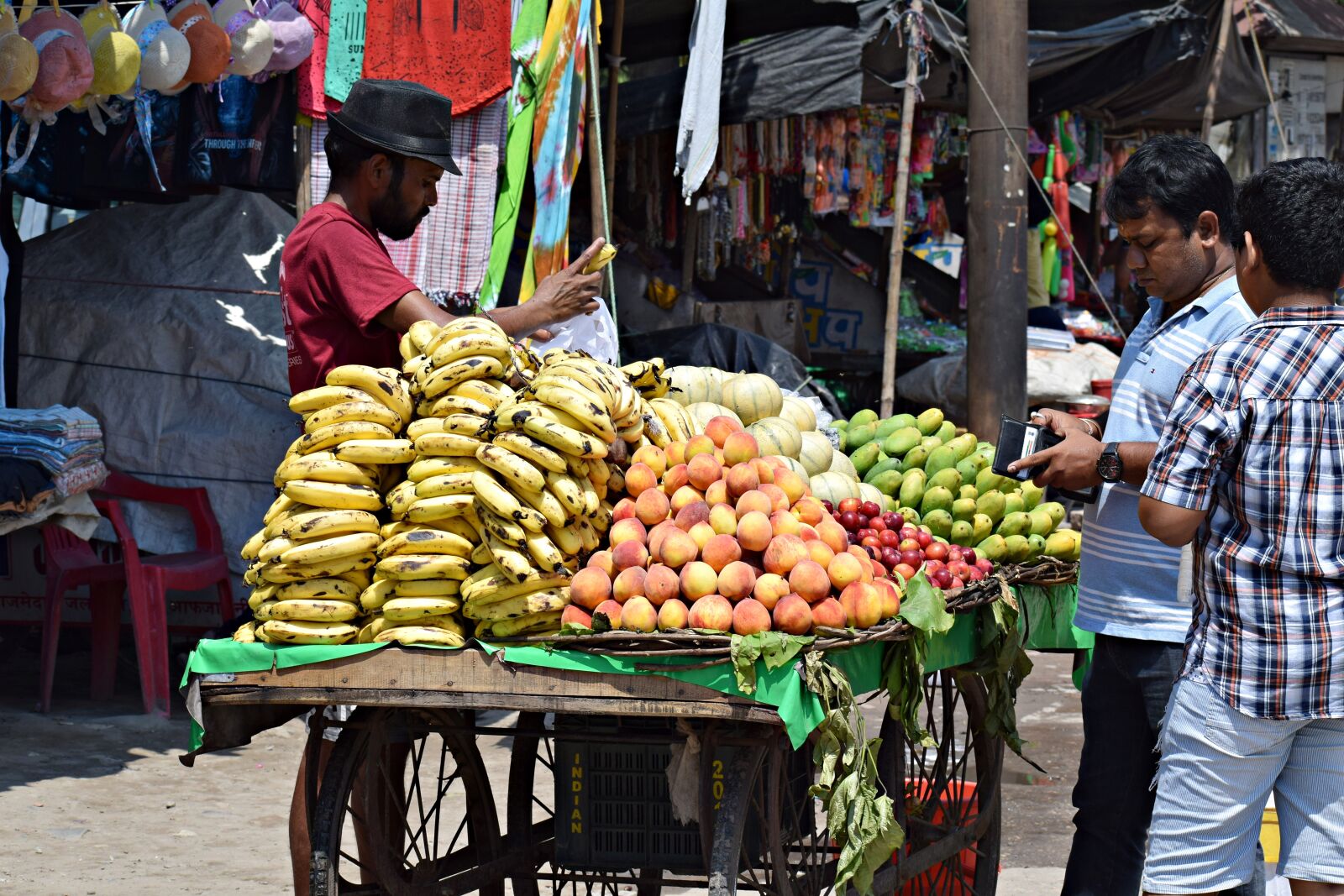 Nikon D3300 sample photo. Street vendor, vegetables, fruits photography