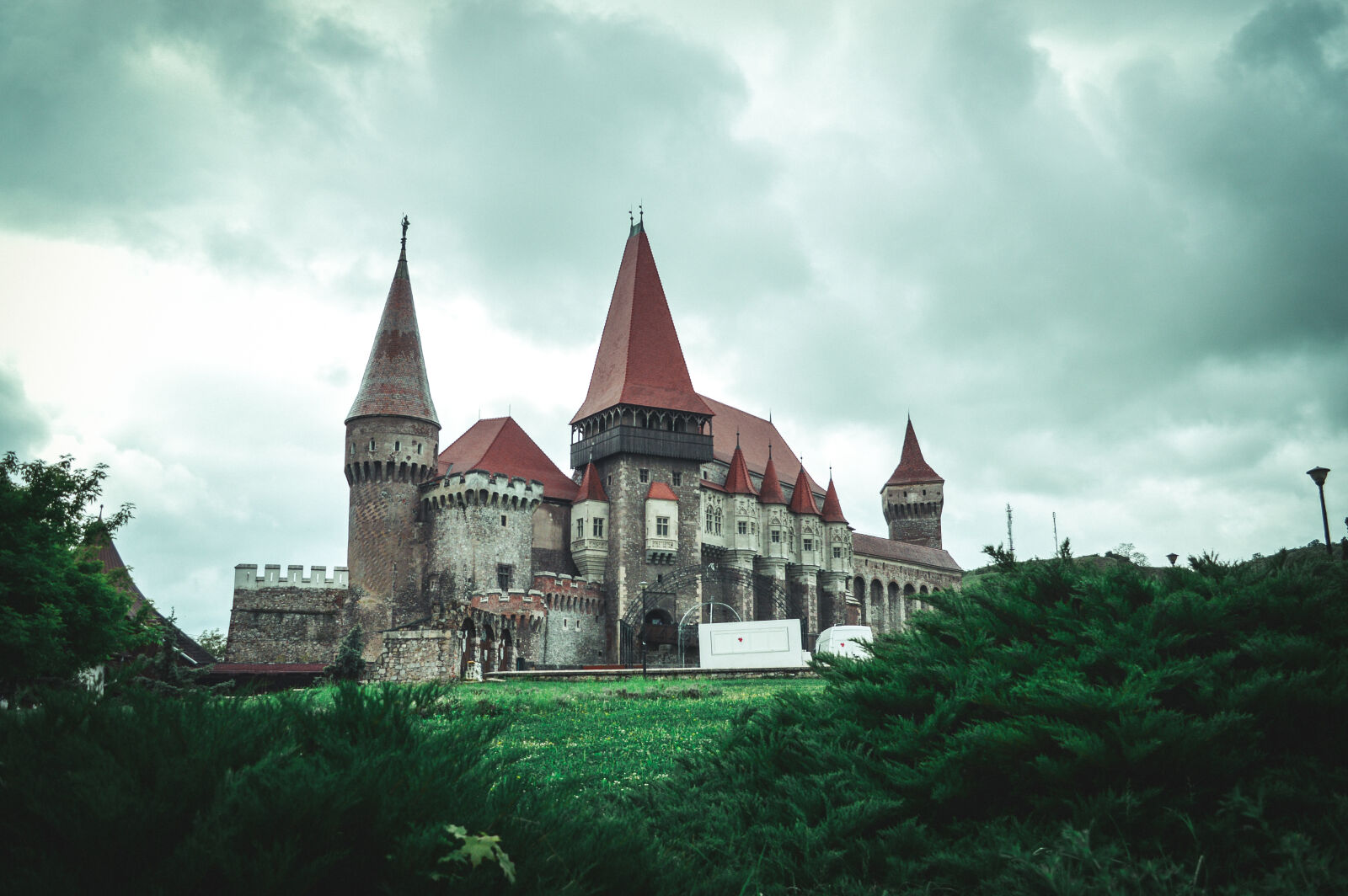 Nikon D3200 sample photo. Architecture, castle, corvin, dracula photography