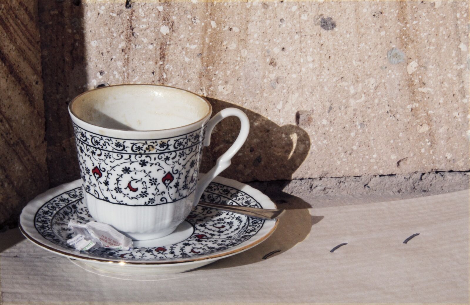 Canon EOS 7D sample photo. Cup, coffee, decorated photography