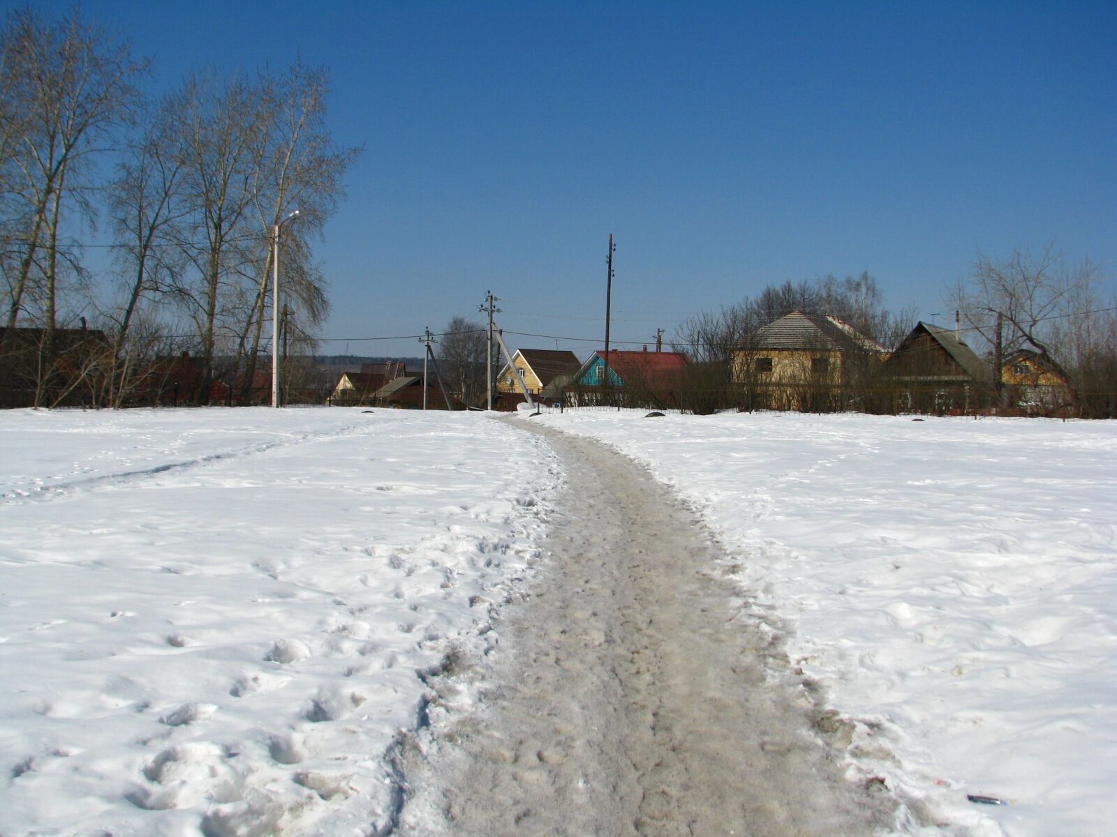 Canon POWERSHOT S5 IS sample photo. March, the beginning of photography
