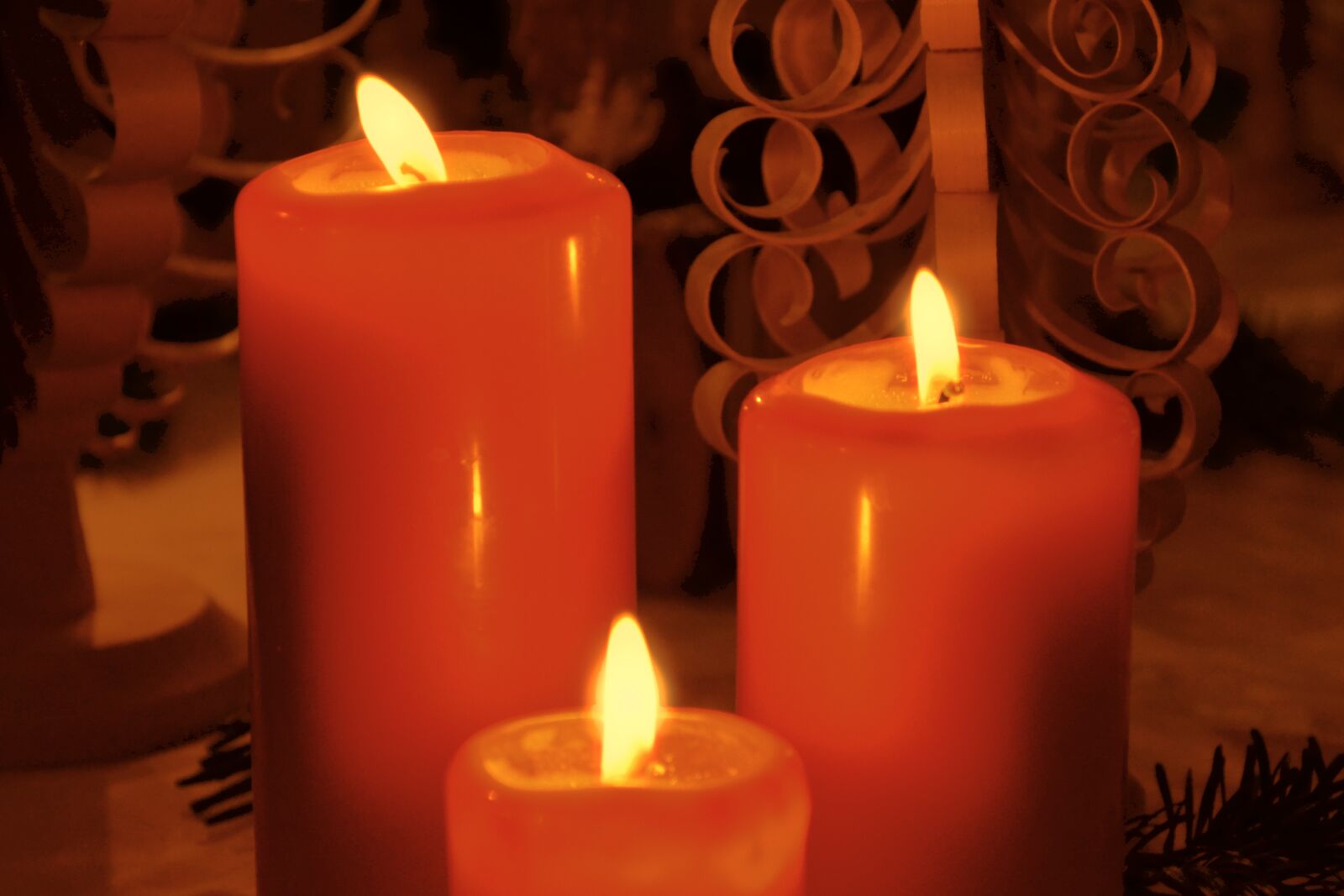 Nikon D5100 sample photo. Candles, candlelight, shimmer photography