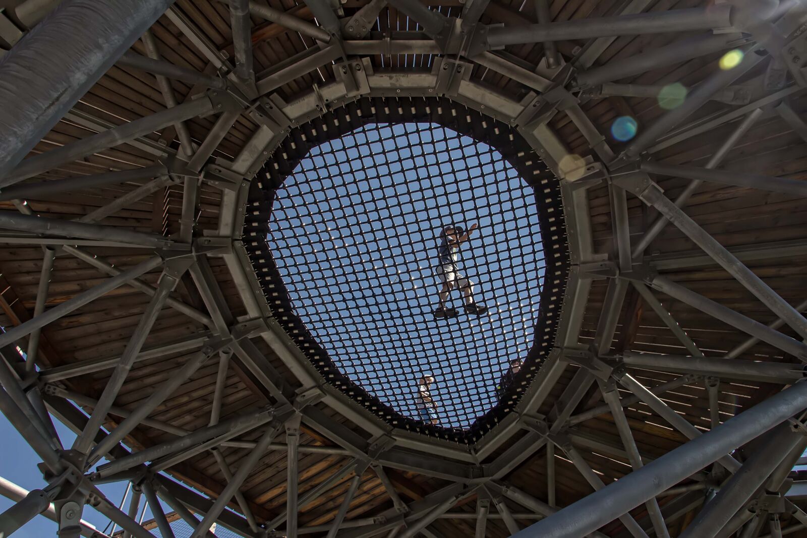 Canon EOS 600D (Rebel EOS T3i / EOS Kiss X5) sample photo. Bojnice, slovakia, seagull tower photography