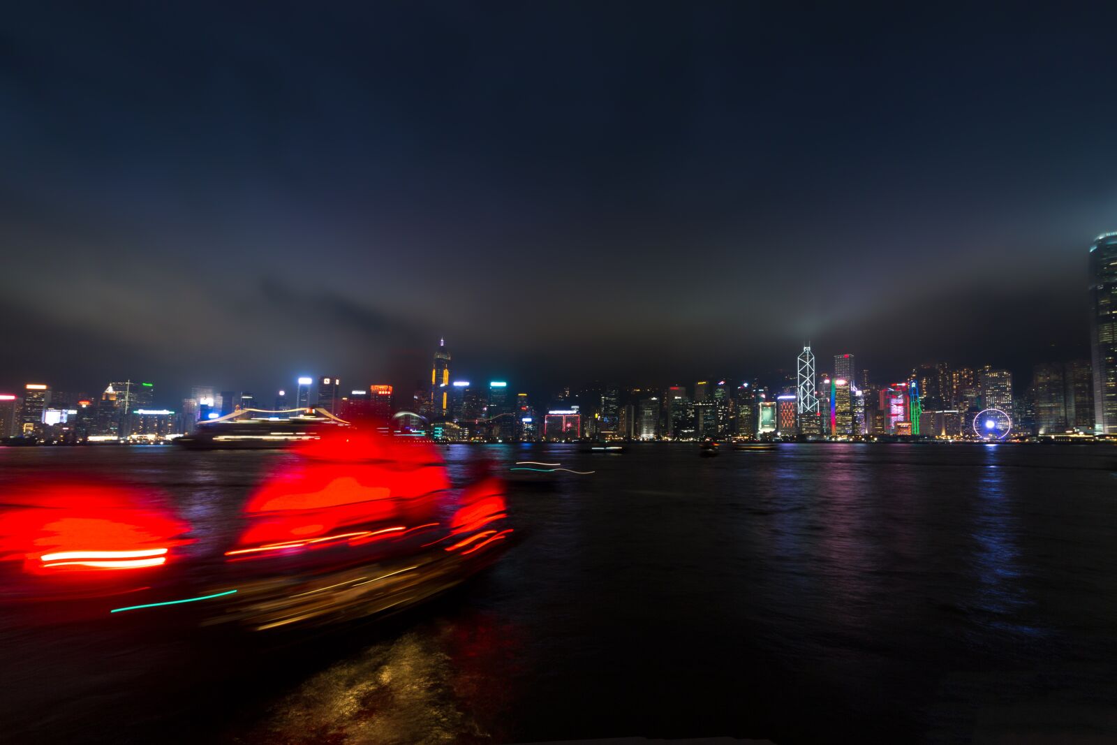 Canon EOS 70D sample photo. Hong kong, peek, night photography