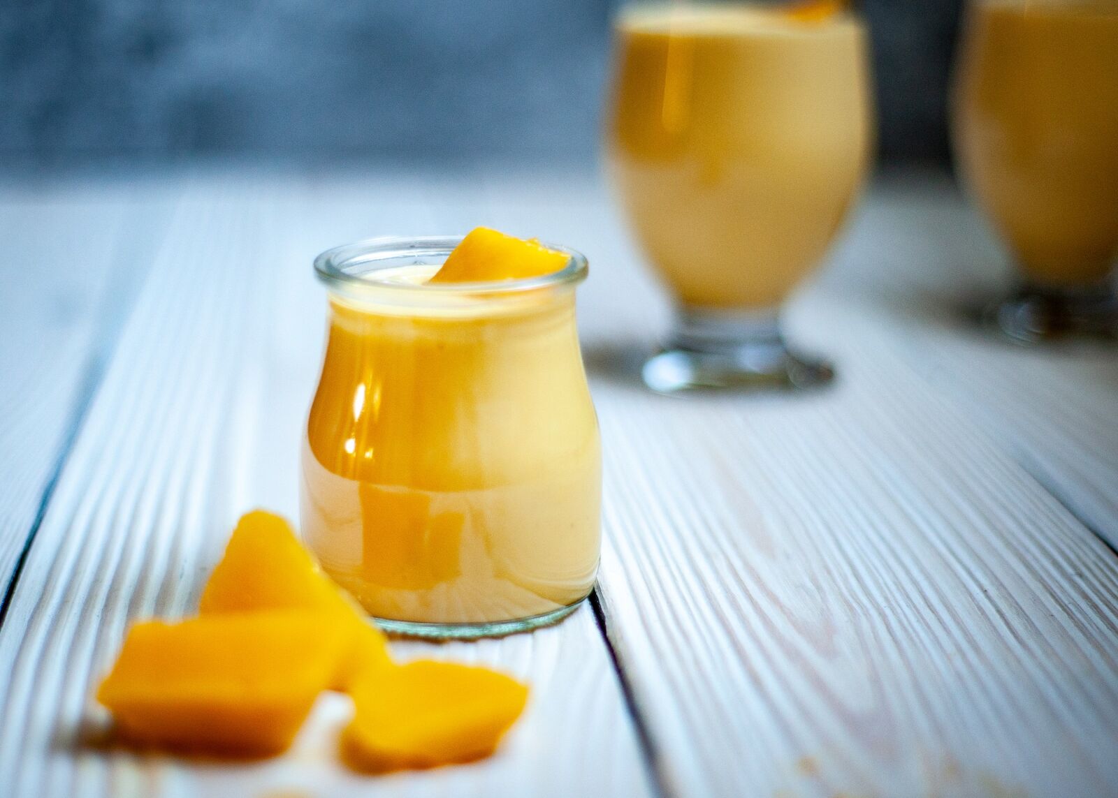 Canon EOS 5D Mark II sample photo. Mango, drink, fruit photography