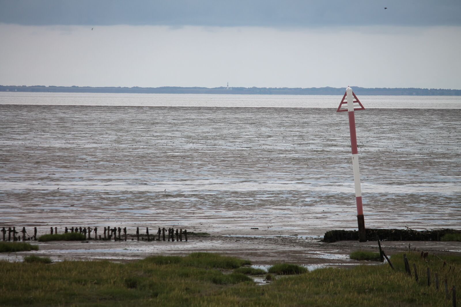 Canon EOS 1100D (EOS Rebel T3 / EOS Kiss X50) sample photo. North sea, sea, beach photography