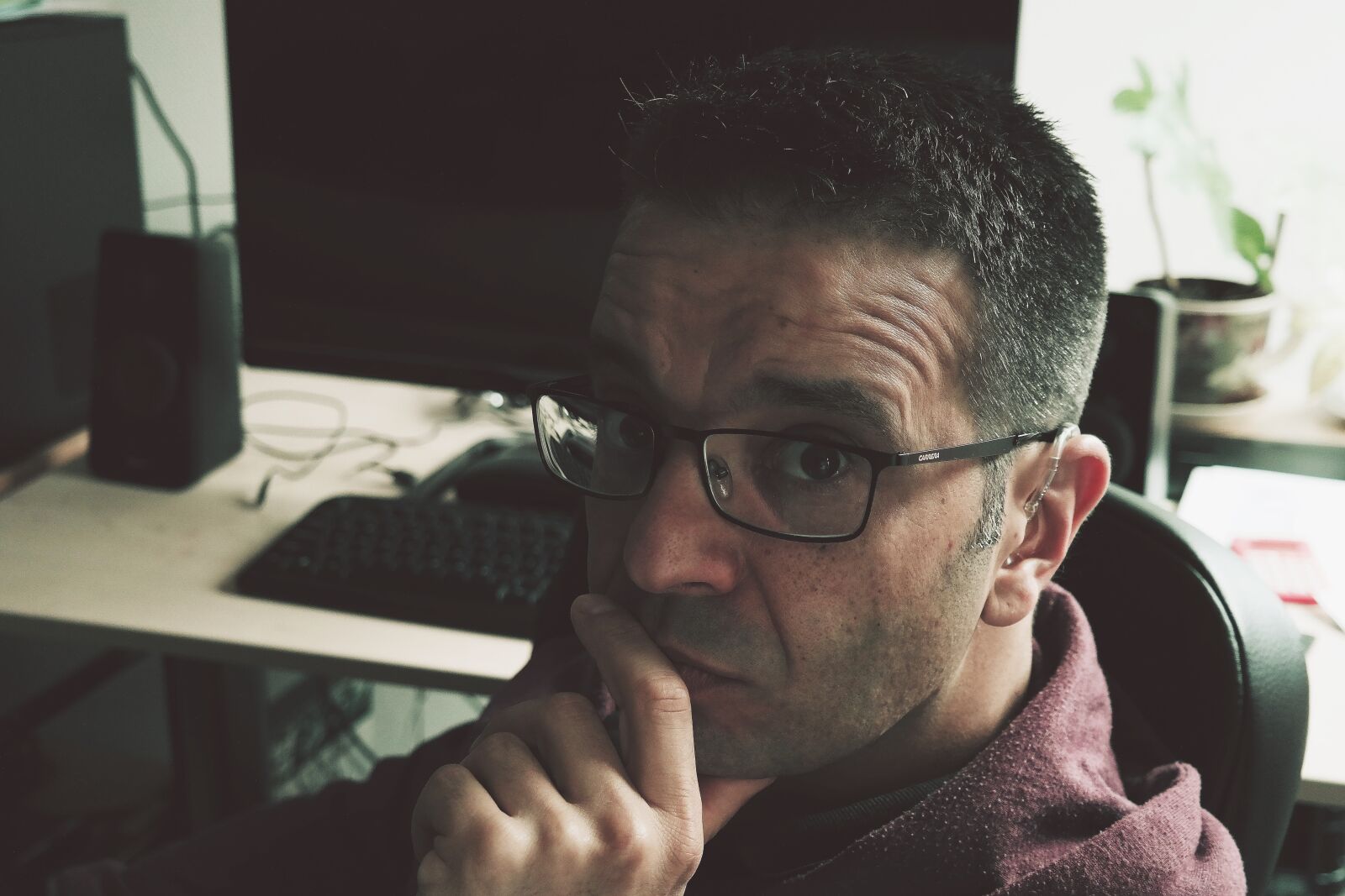 Samsung NX300 sample photo. Selfie photography