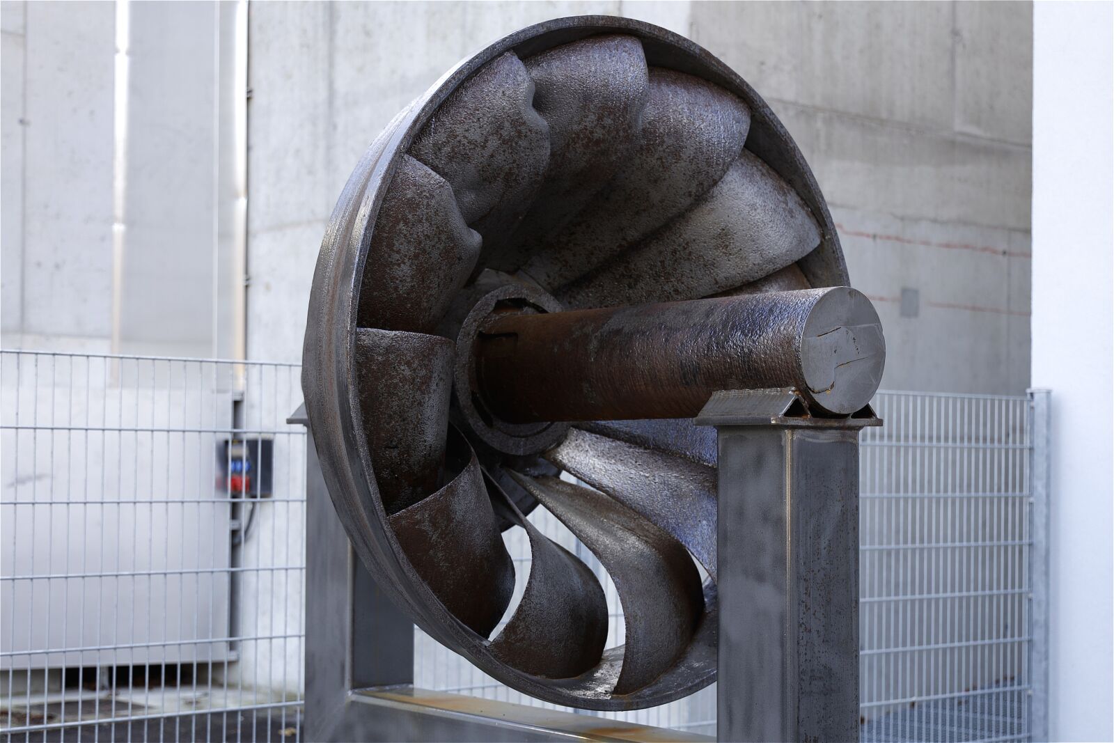 Canon RF 24-105mm F4L IS USM sample photo. Turbine wheel, water power photography