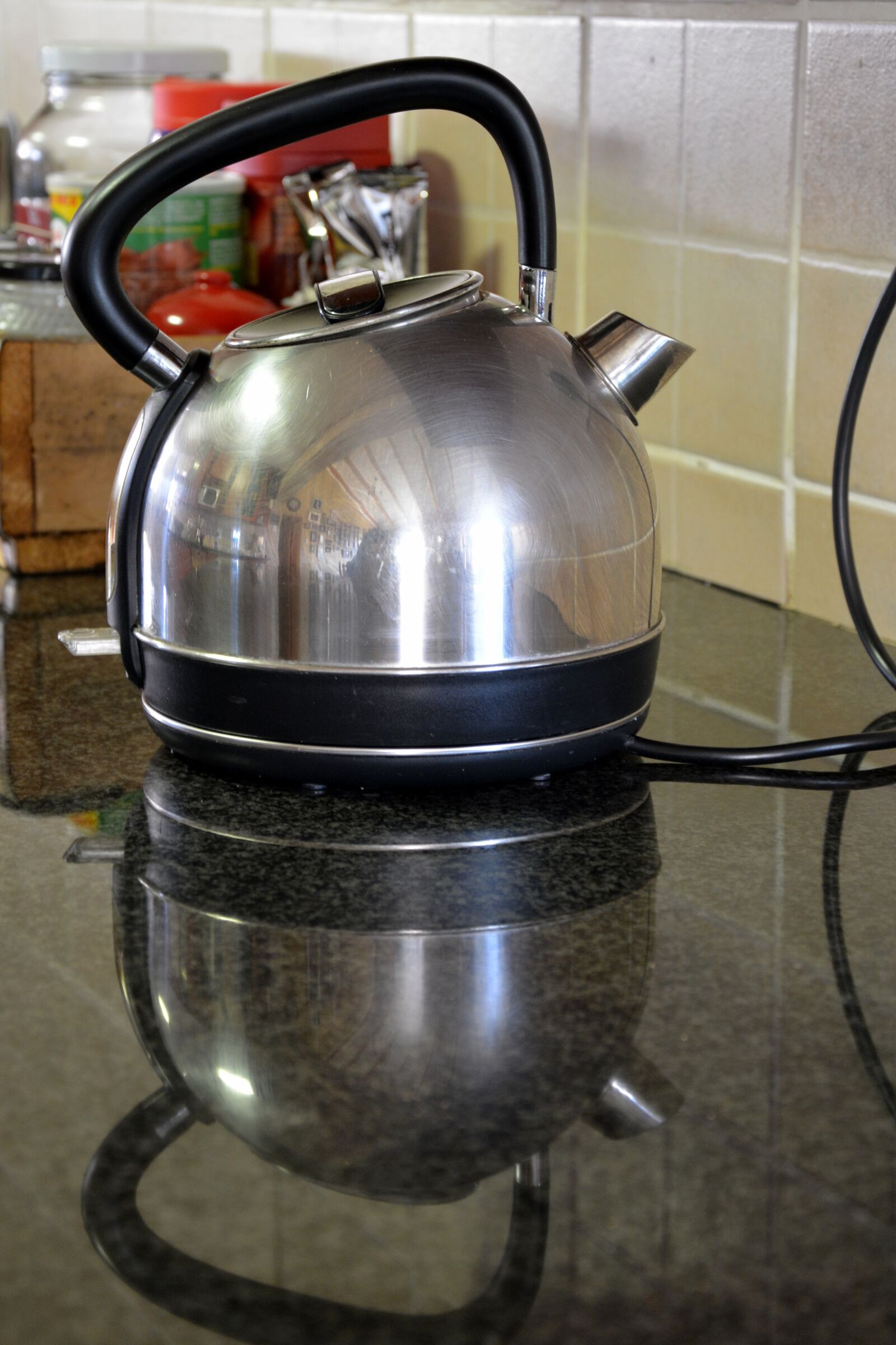 Nikon D5200 sample photo. Electric kettle, kitchenware, appliance photography