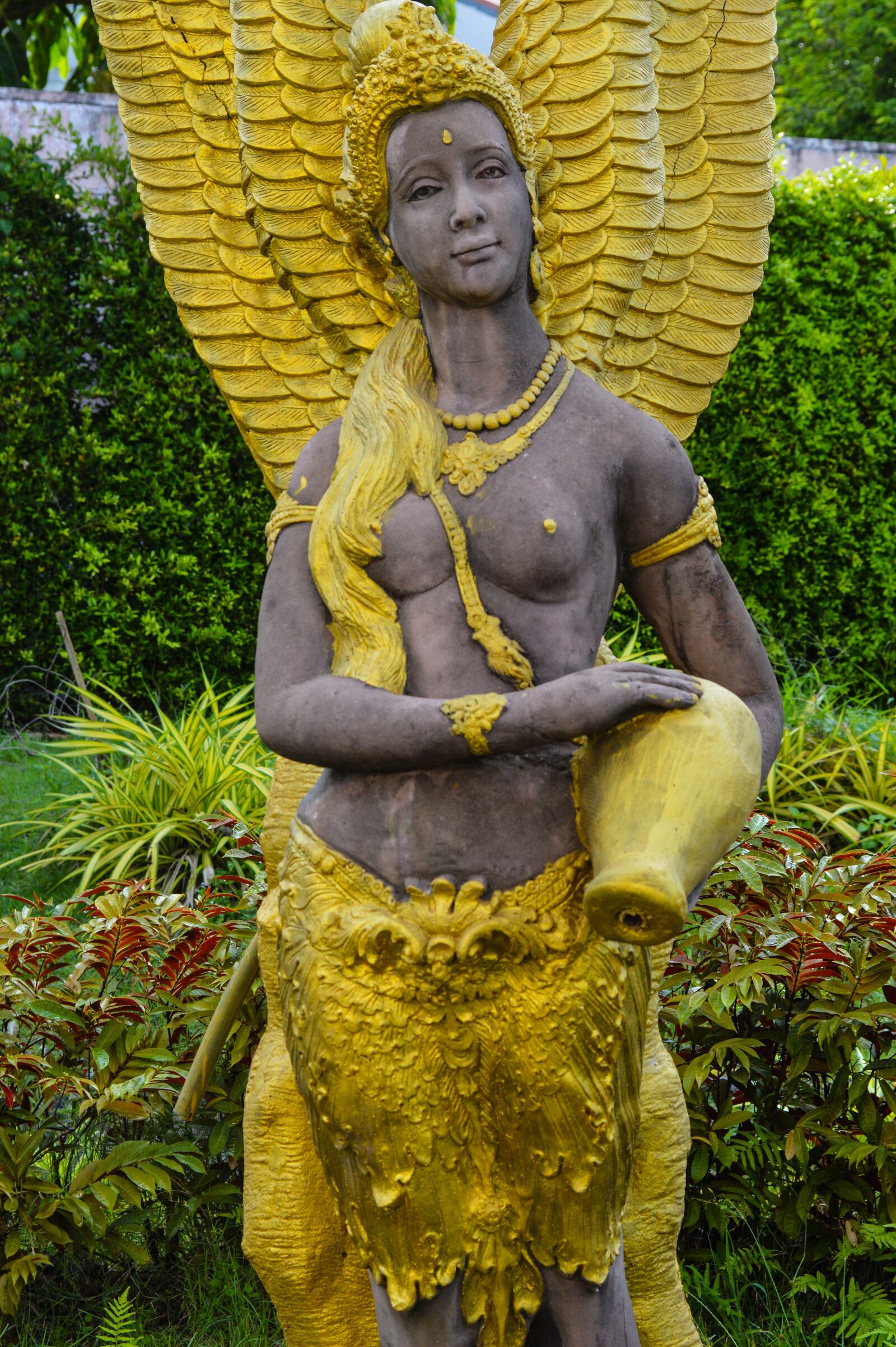 Nikon D3200 sample photo. Gold, religion, buddhism photography
