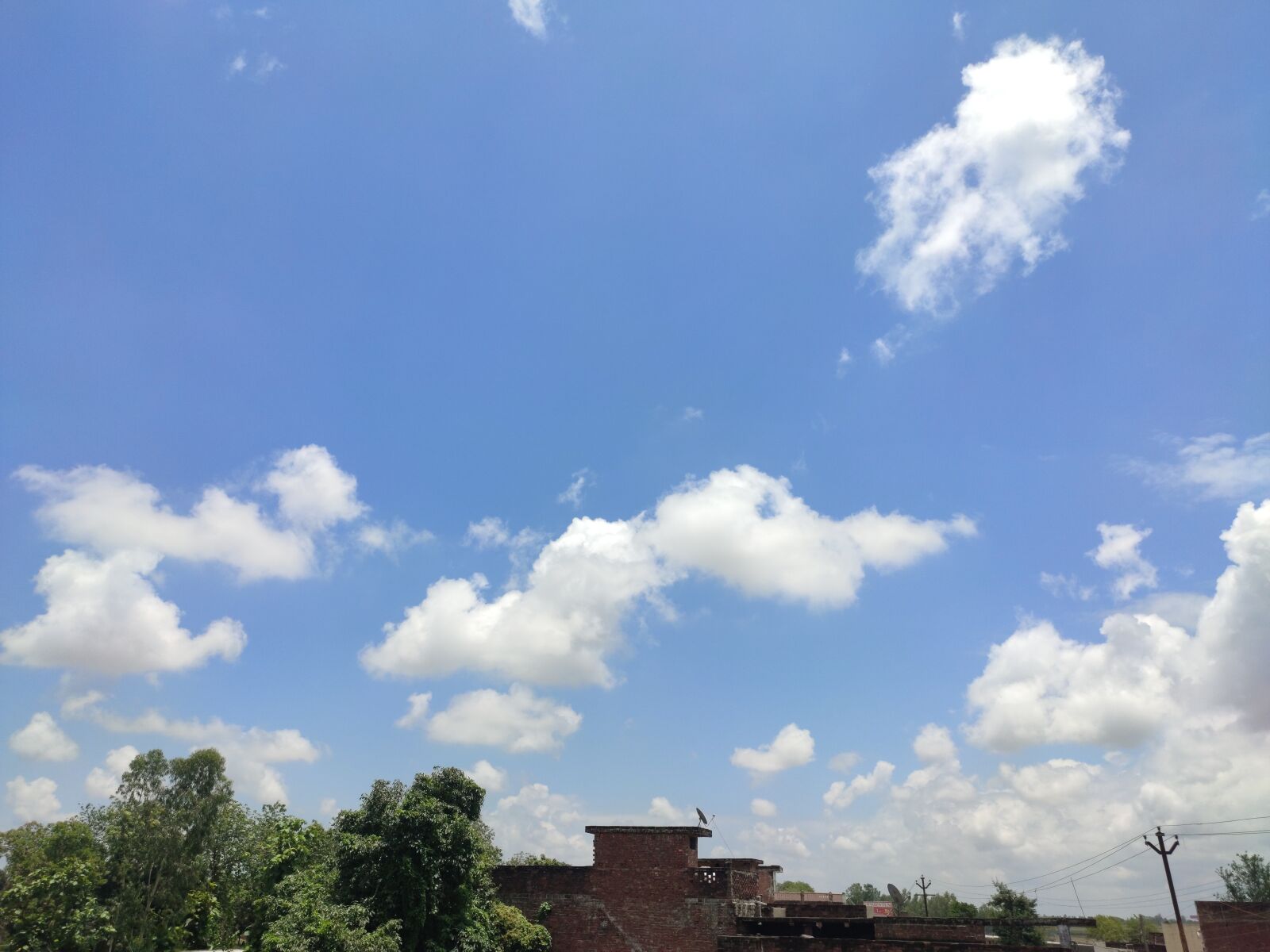 Xiaomi Redmi Note 7 Pro sample photo. Weather, cloud, sky photography