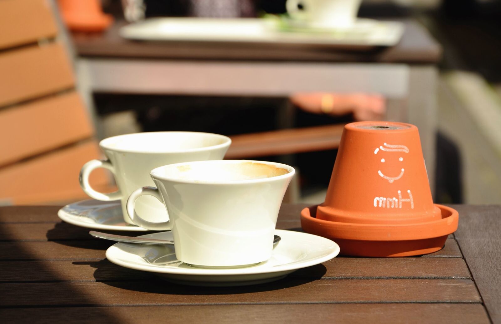 Nikon D5100 sample photo. Coffee, pot, pottery, table photography