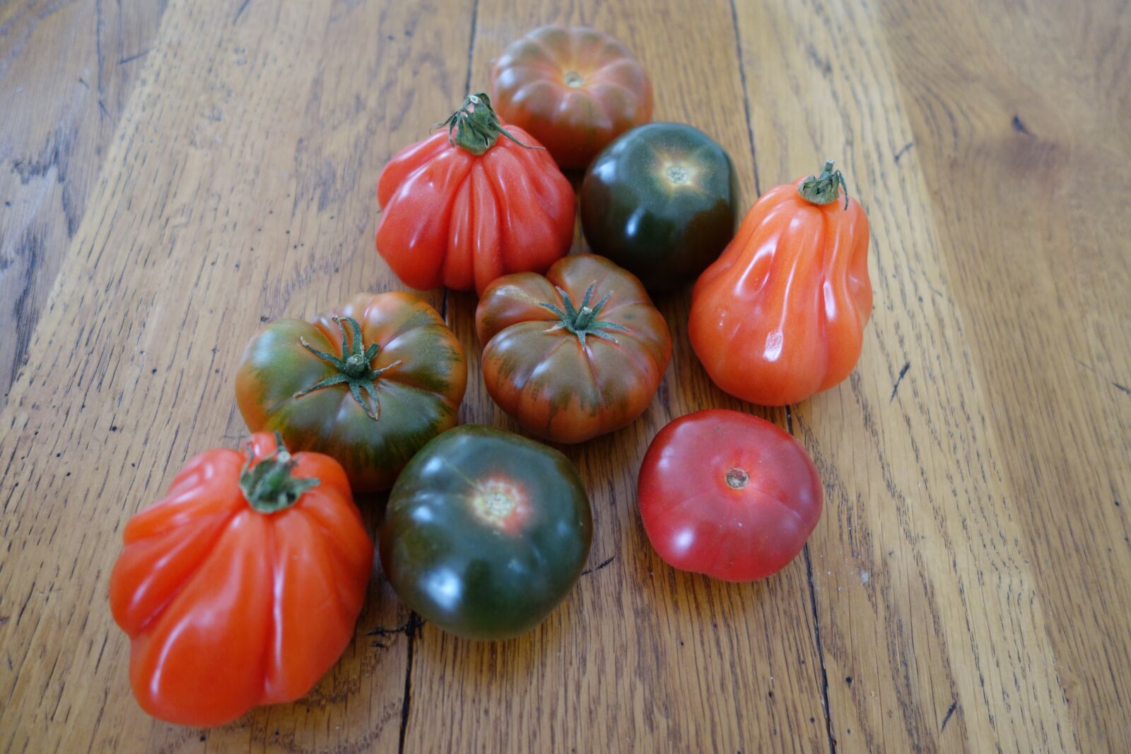 Sony Cyber-shot DSC-RX100 II sample photo. Tomatoes, rare varieties, vegetables photography