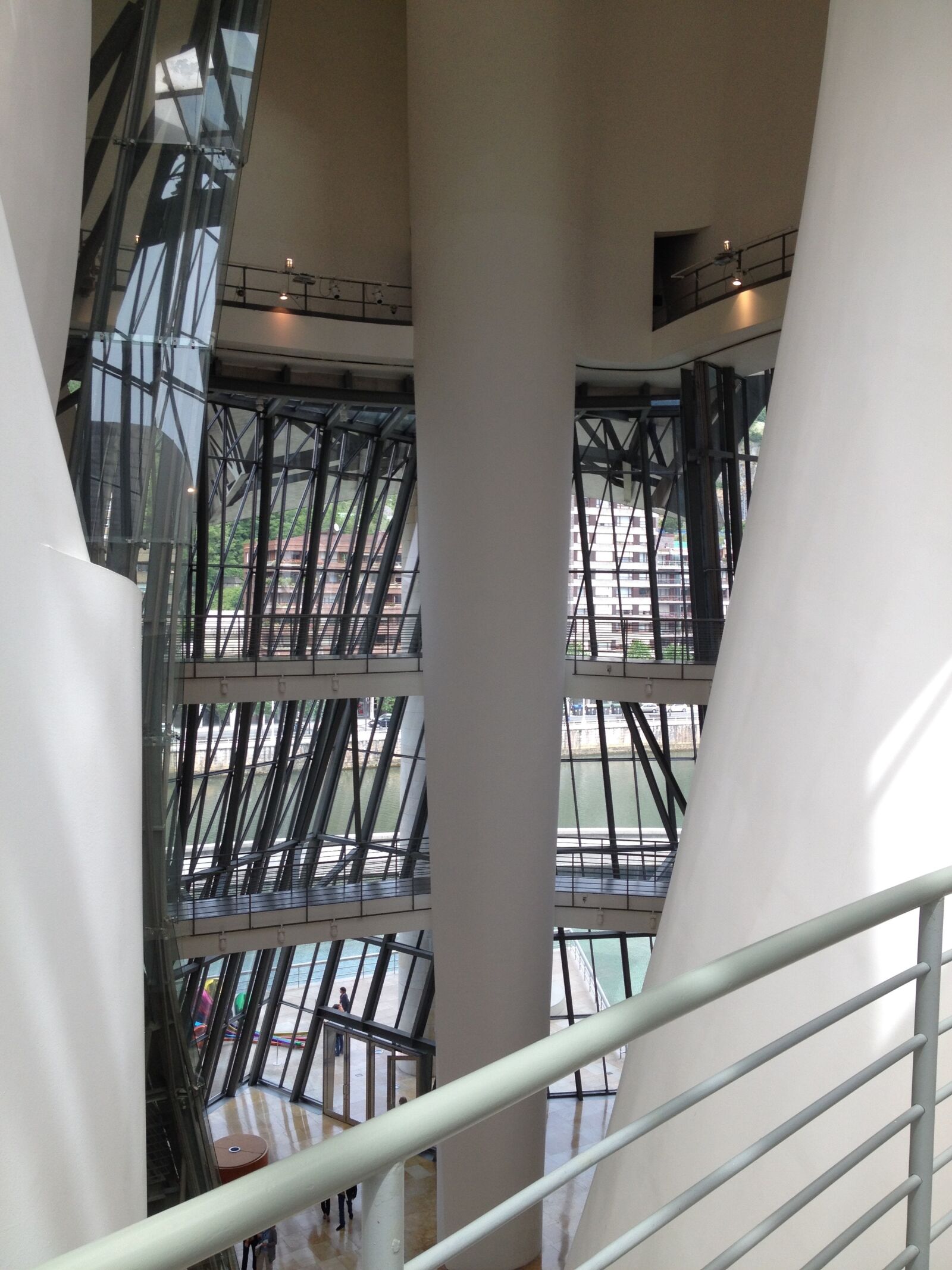 iPhone 4S back camera 4.28mm f/2.4 sample photo. Guggenheim, architecture, modern photography