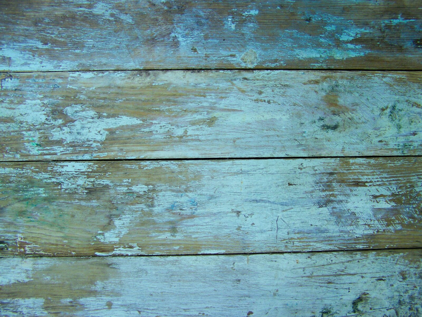 Kodak EASYSHARE ZD710 ZOOM DIGITAL CAMERA sample photo. Wood, board, blue photography