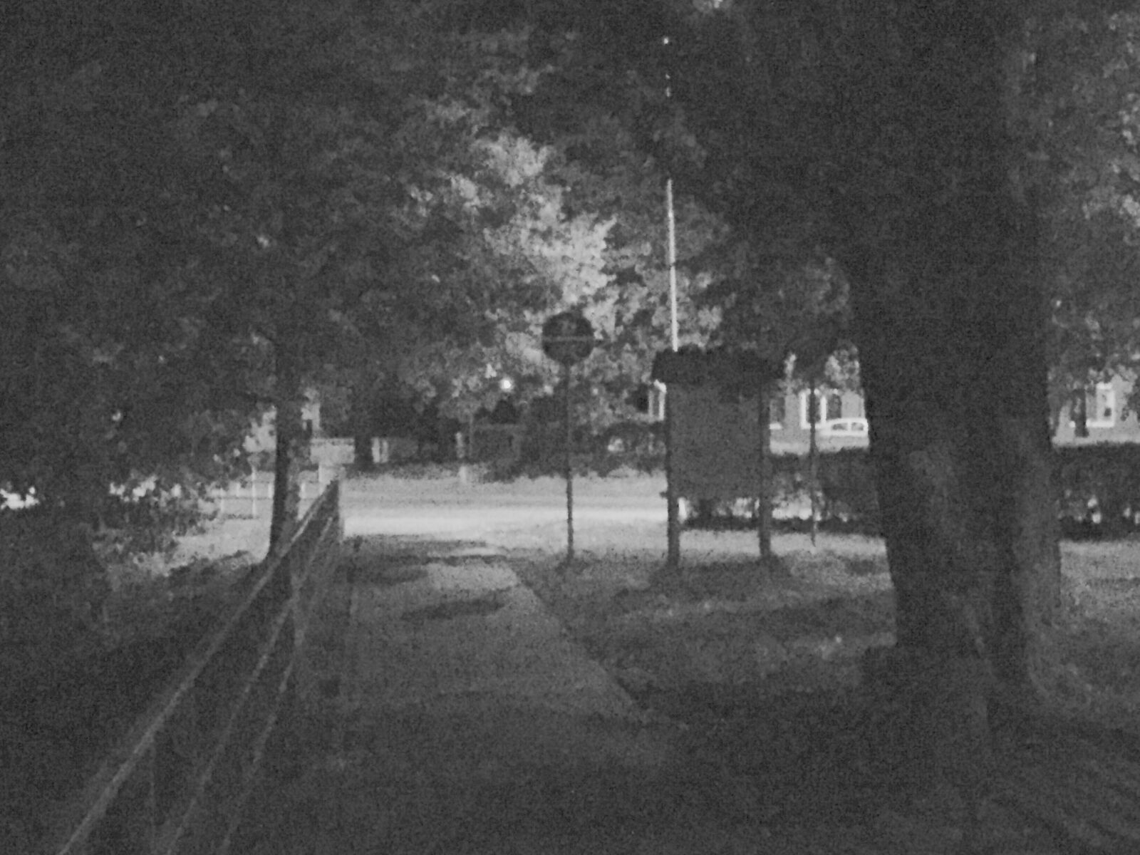Apple iPhone 6 sample photo. Night photography
