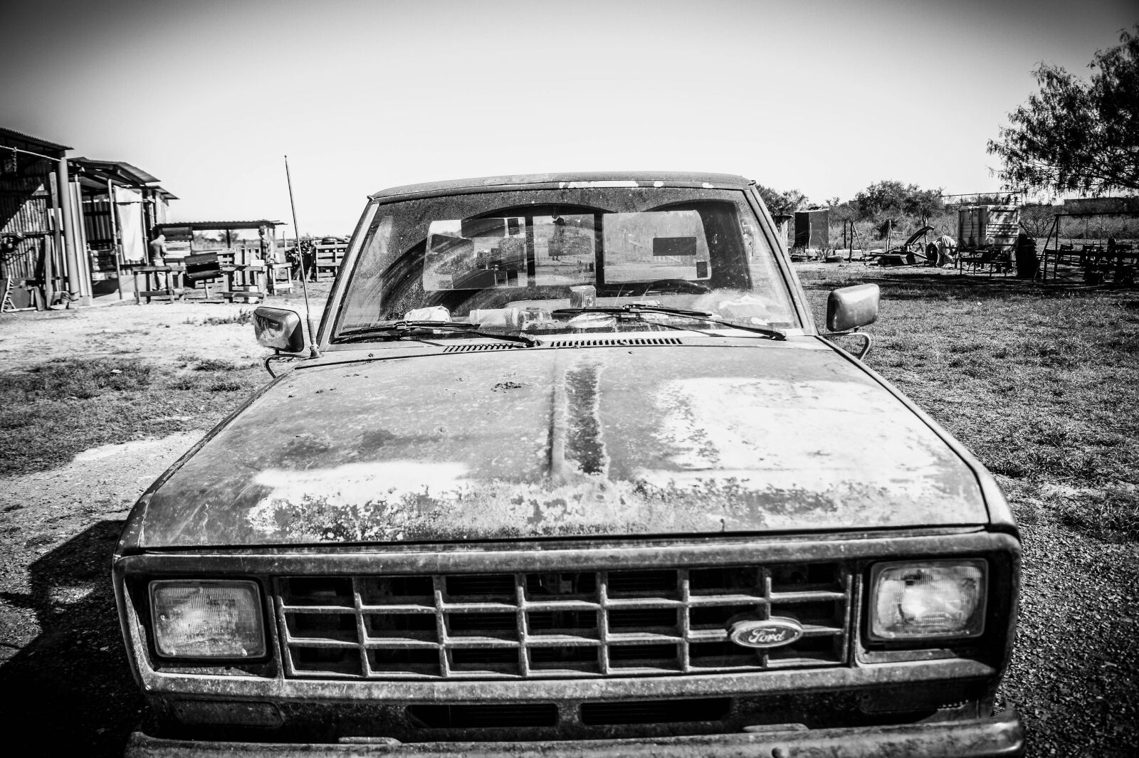 Sony Alpha DSLR-A390 sample photo. Ford, ranch, ranger, vintage photography