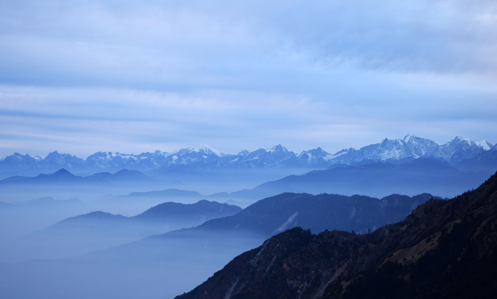 Nikon D3300 sample photo. Blue, blue, sky, cold photography