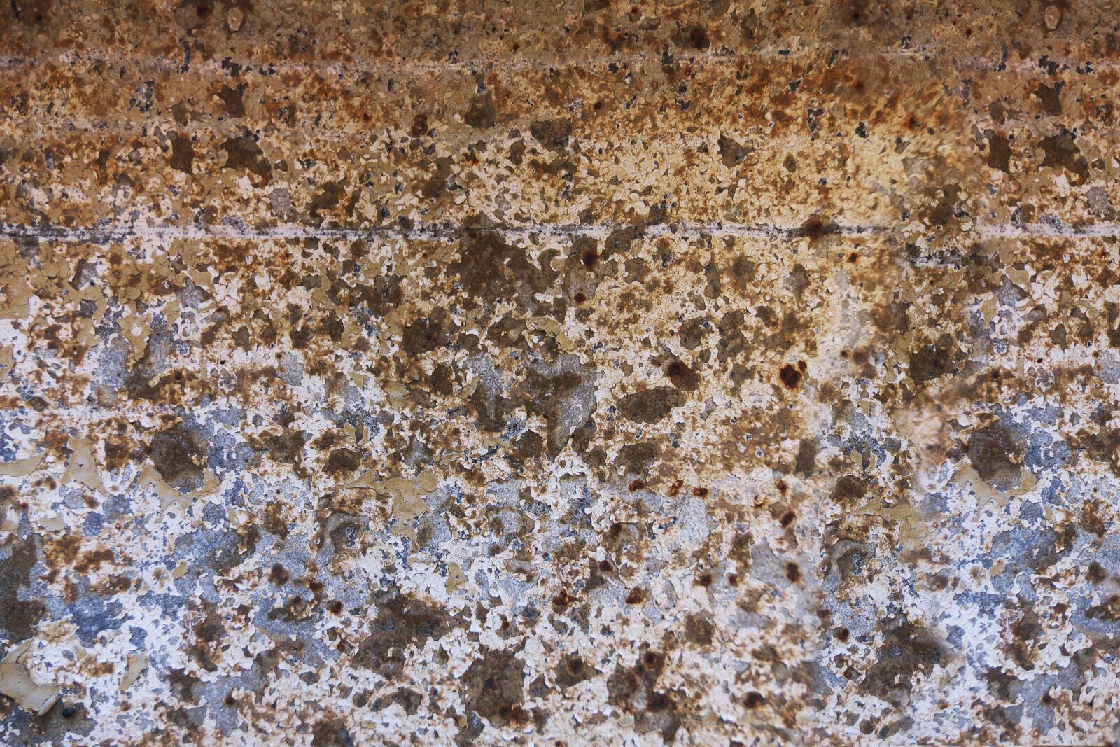 Panasonic Lumix DMC-FZ1000 sample photo. Metal, weathered, rusty photography
