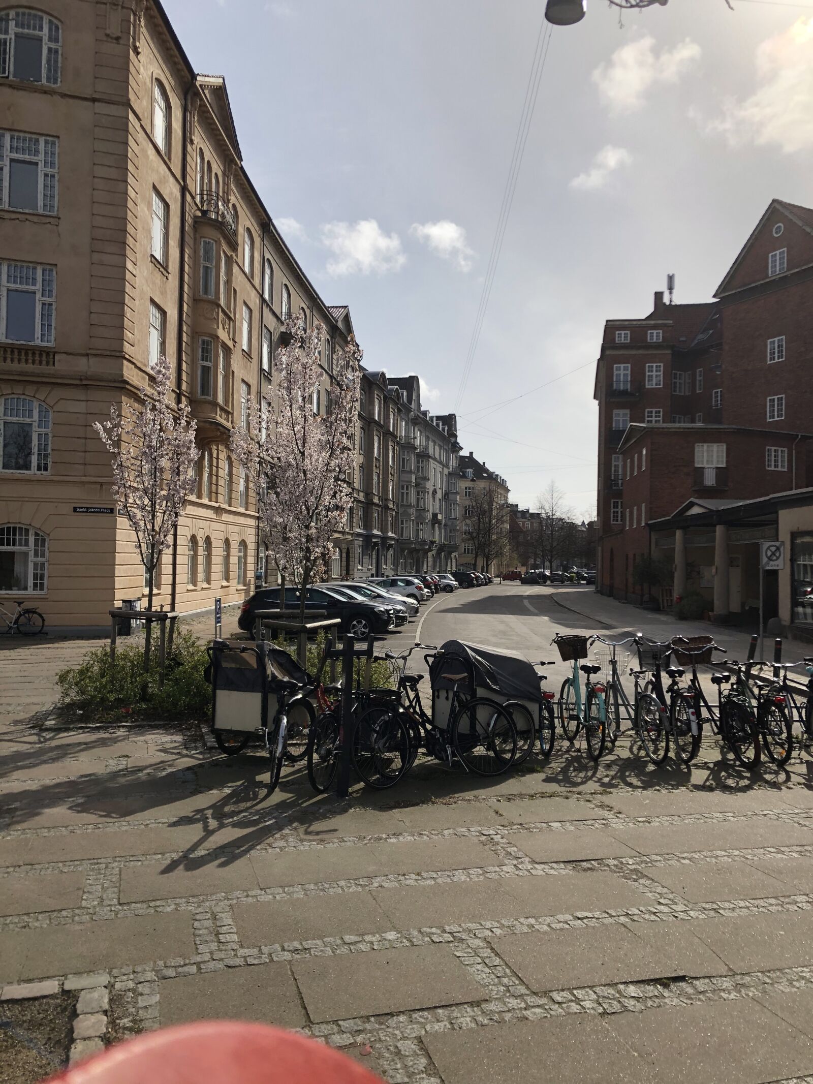 Apple iPhone X sample photo. Copenhagen, street, spring photography