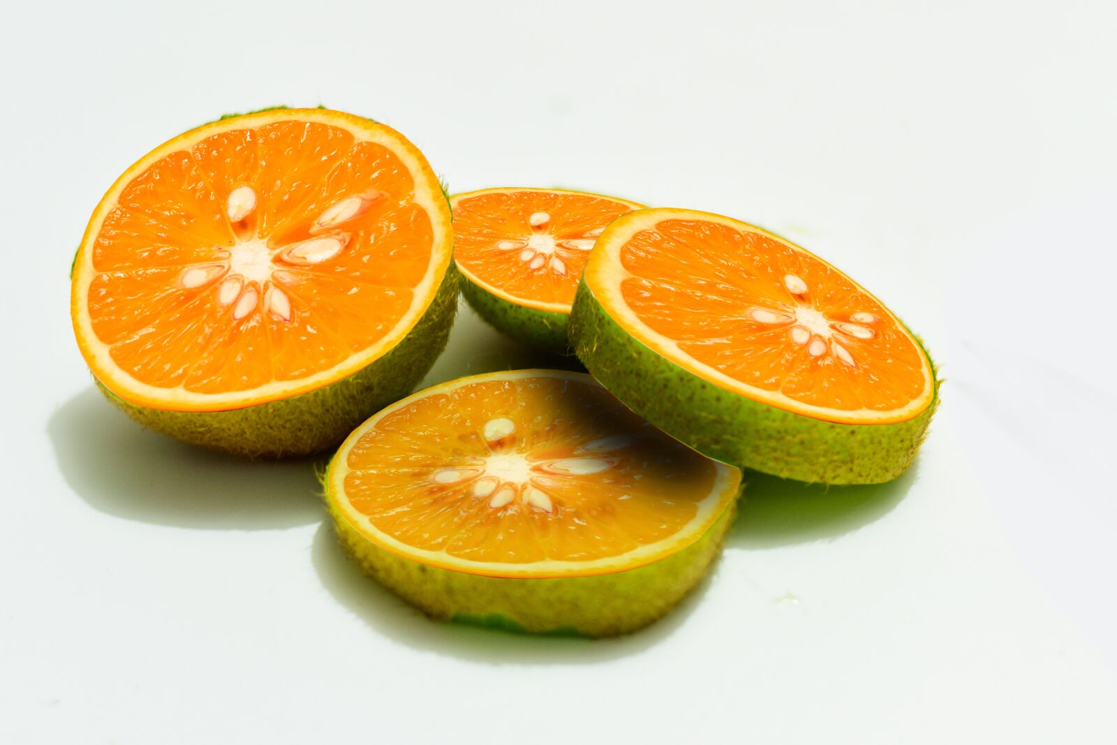 Nikon D3400 sample photo. Orange kiwi, mounting fruit photography