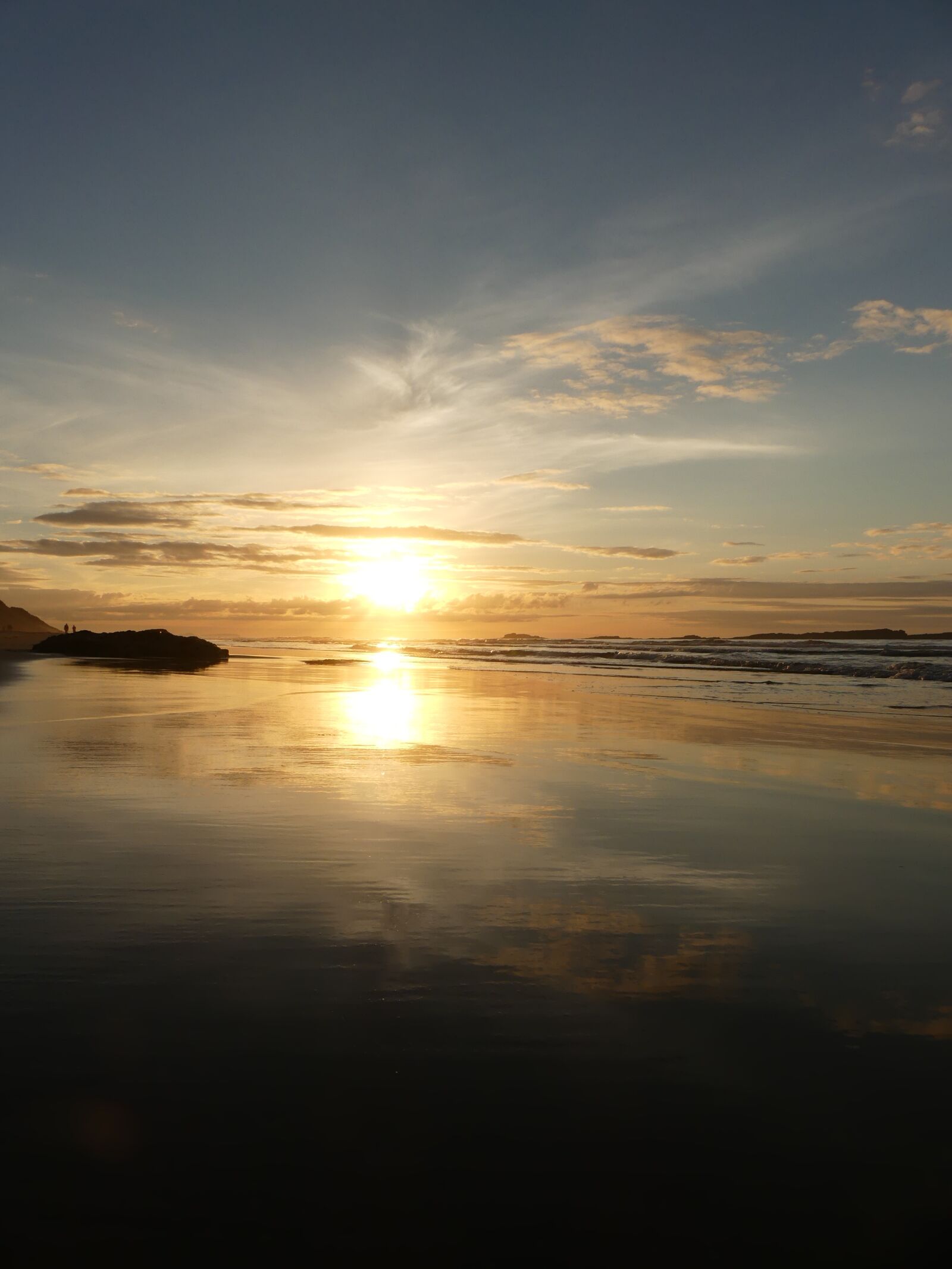 Panasonic Lumix DMC-FZ300 sample photo. Sunset, sea, beach photography