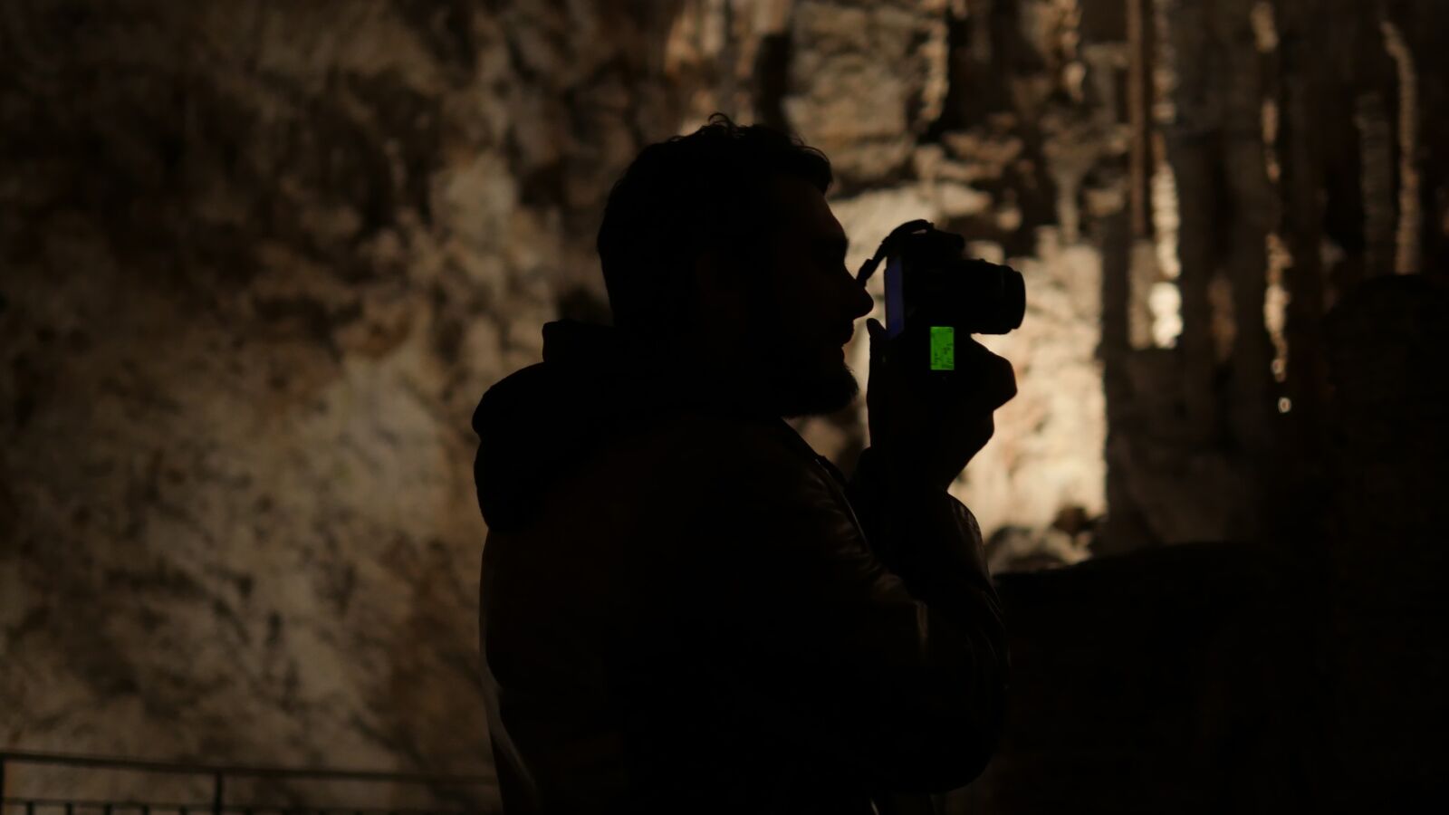 Panasonic Lumix DMC-GH4 sample photo. Photographer, cave, visit photography