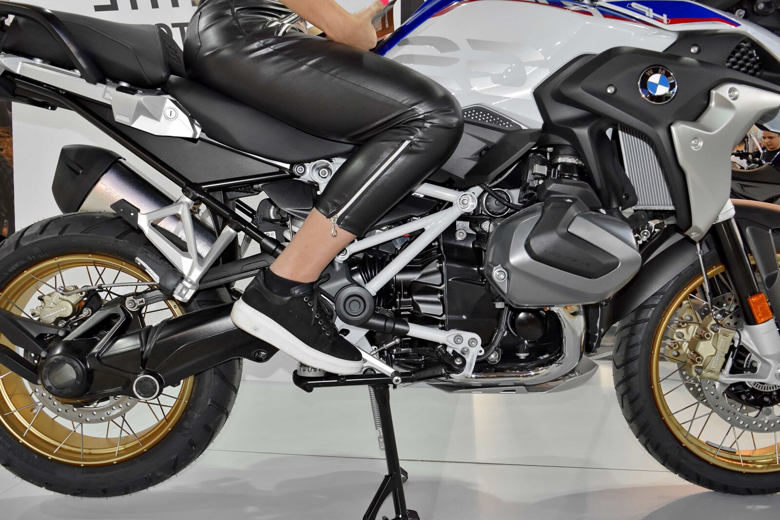 Nikon D5500 sample photo. Motorcycle, motorcyclist, pretty girl photography