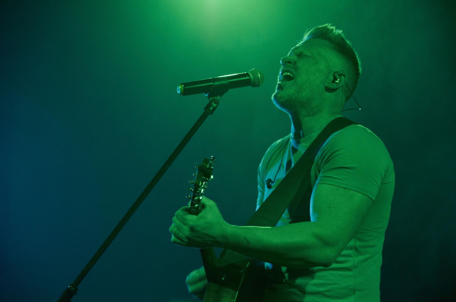 Nikon D5100 sample photo. Music, singer, concert photography