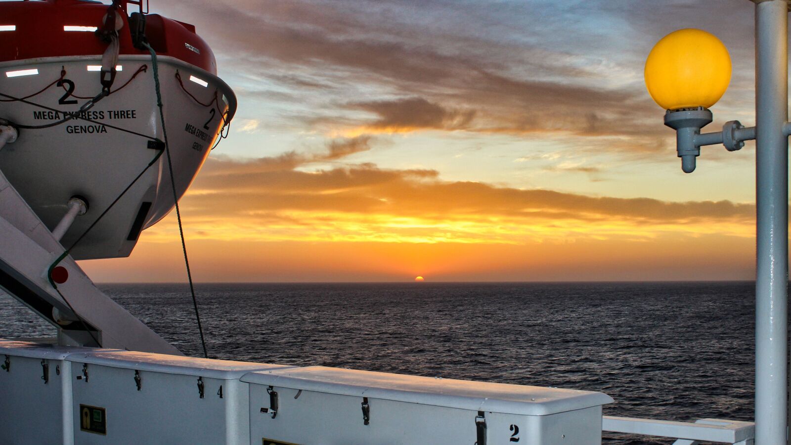 Canon EOS 600D (Rebel EOS T3i / EOS Kiss X5) sample photo. Sardinia ferries, ferry, boat photography