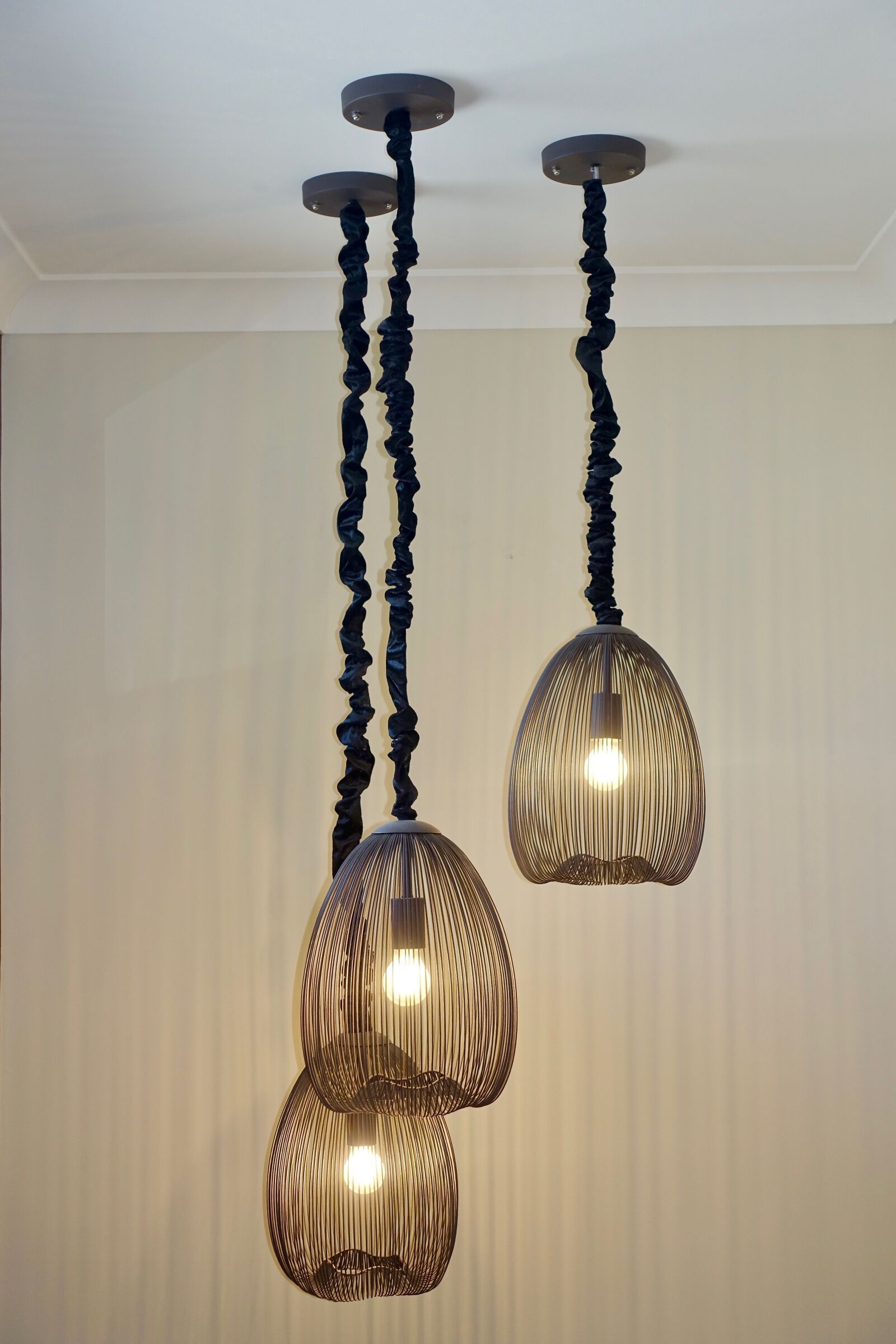 Sony Cyber-shot DSC-RX100 III sample photo. Lights, three, hanging photography