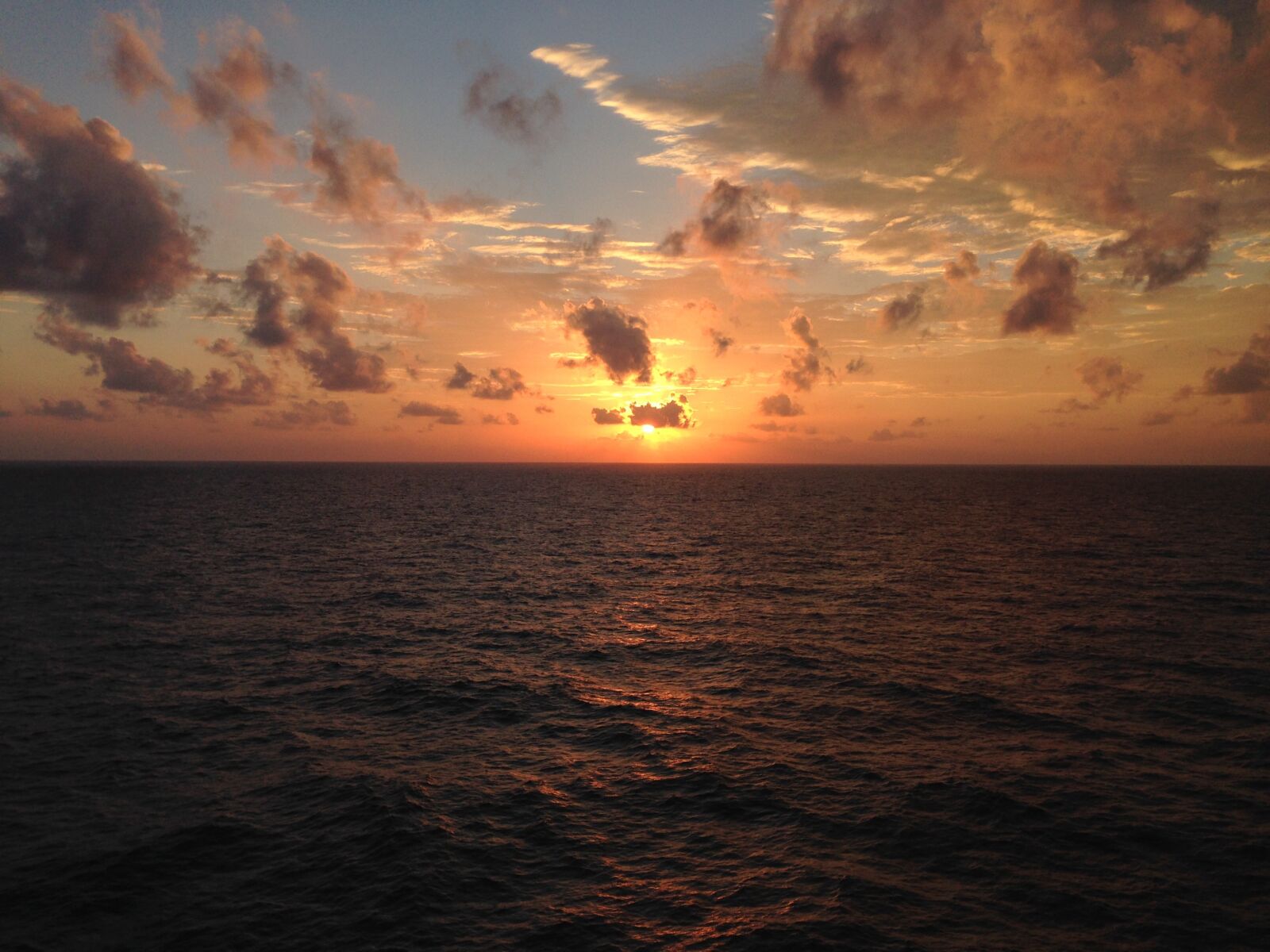 Apple iPhone 5 sample photo. Sunset, landscape, cruise photography