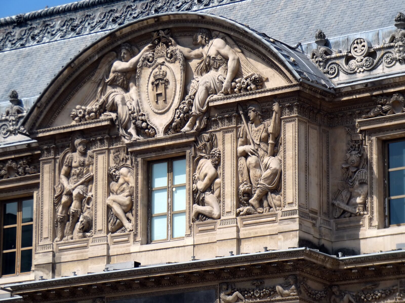 Panasonic Lumix DC-FZ80 (Lumix DC-FZ82) sample photo. Paris, the louvre, facade photography