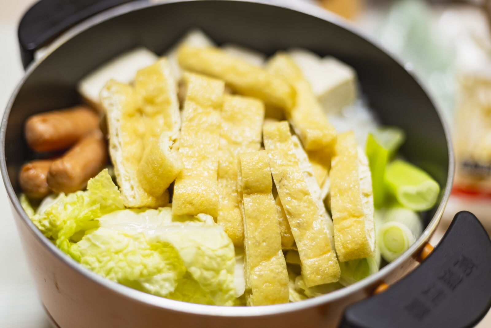 Canon EOS 6D + Canon EF 50mm F1.8 STM sample photo. Hot pot, japanese food photography