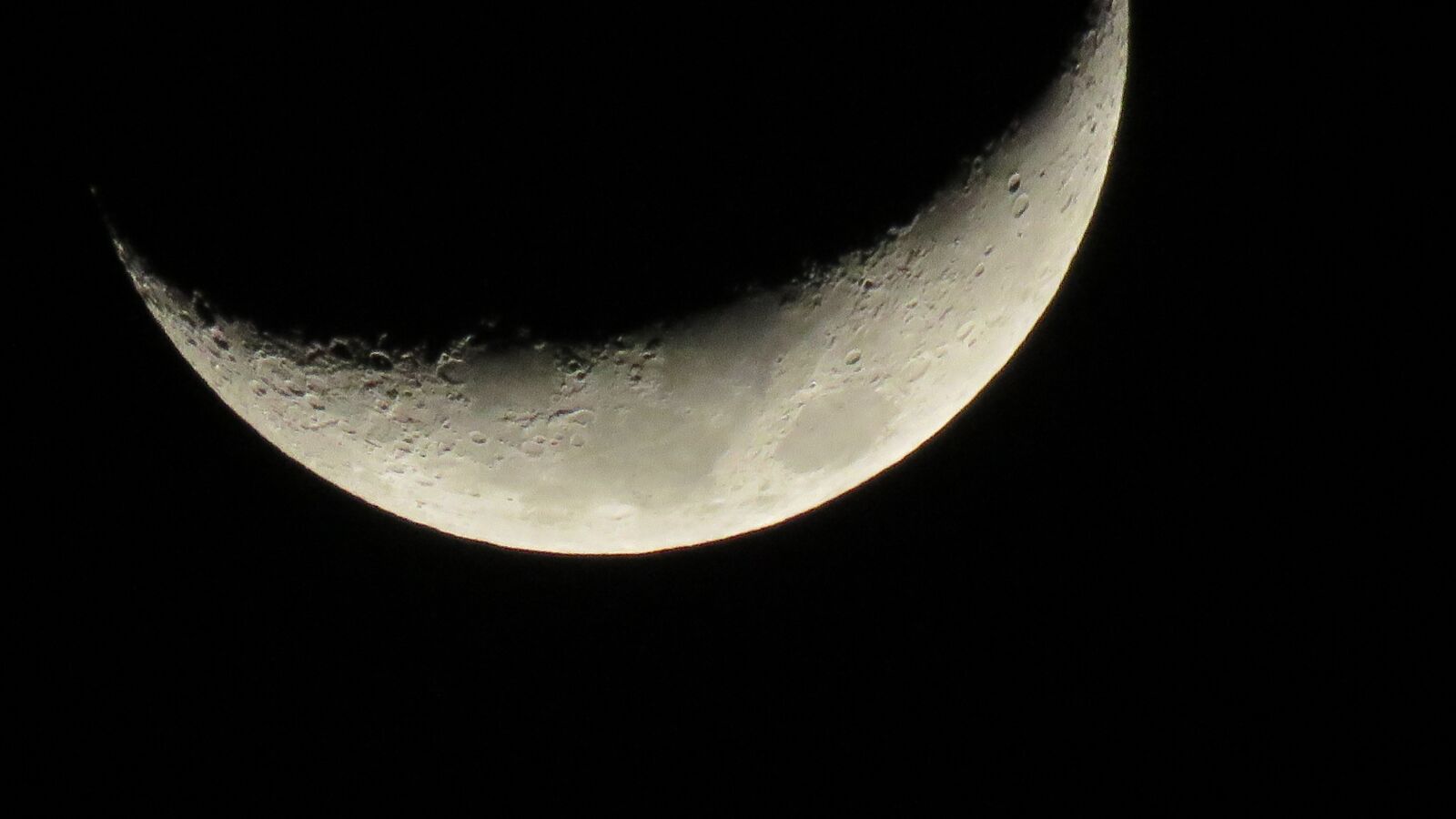Canon PowerShot SX60 HS sample photo. Moon, night sky, half photography