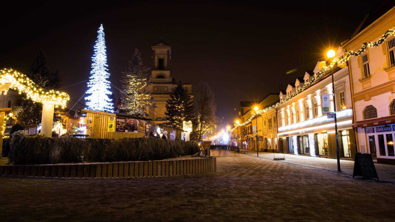 Canon EOS 70D sample photo. Christmas, poprad, slovakia photography