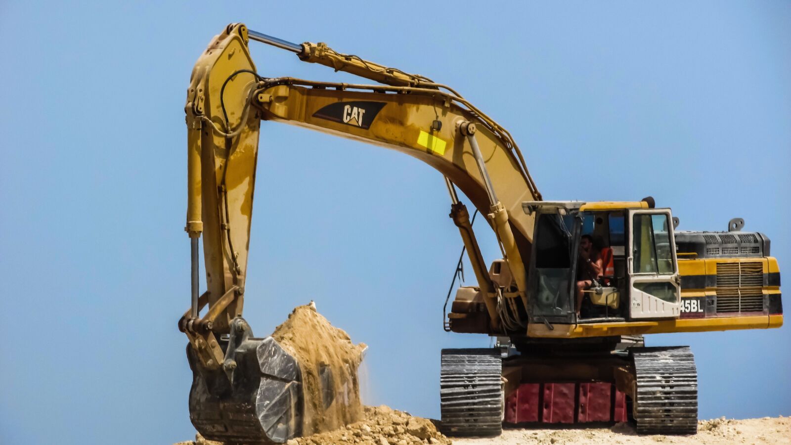 Canon PowerShot SX400 IS sample photo. Excavator, heavy machine, equipment photography