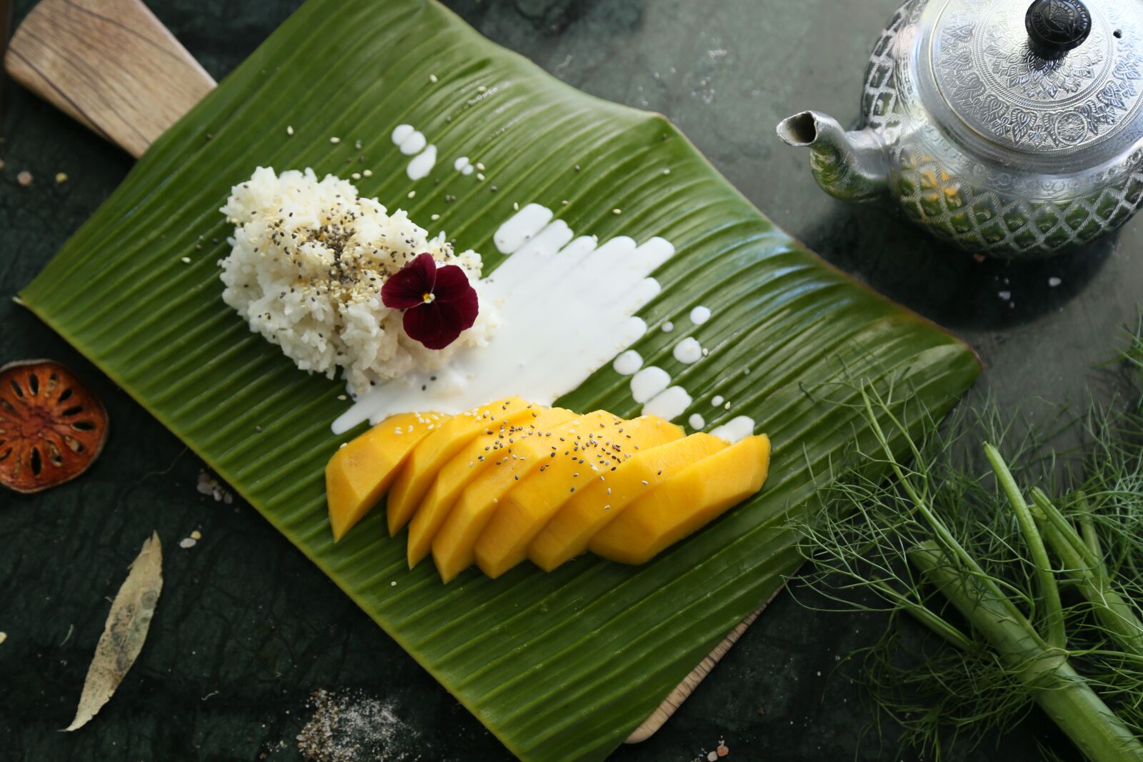 Canon EOS 6D + Canon EF 24-105mm F4L IS USM sample photo. Mango sticky rice, mango photography