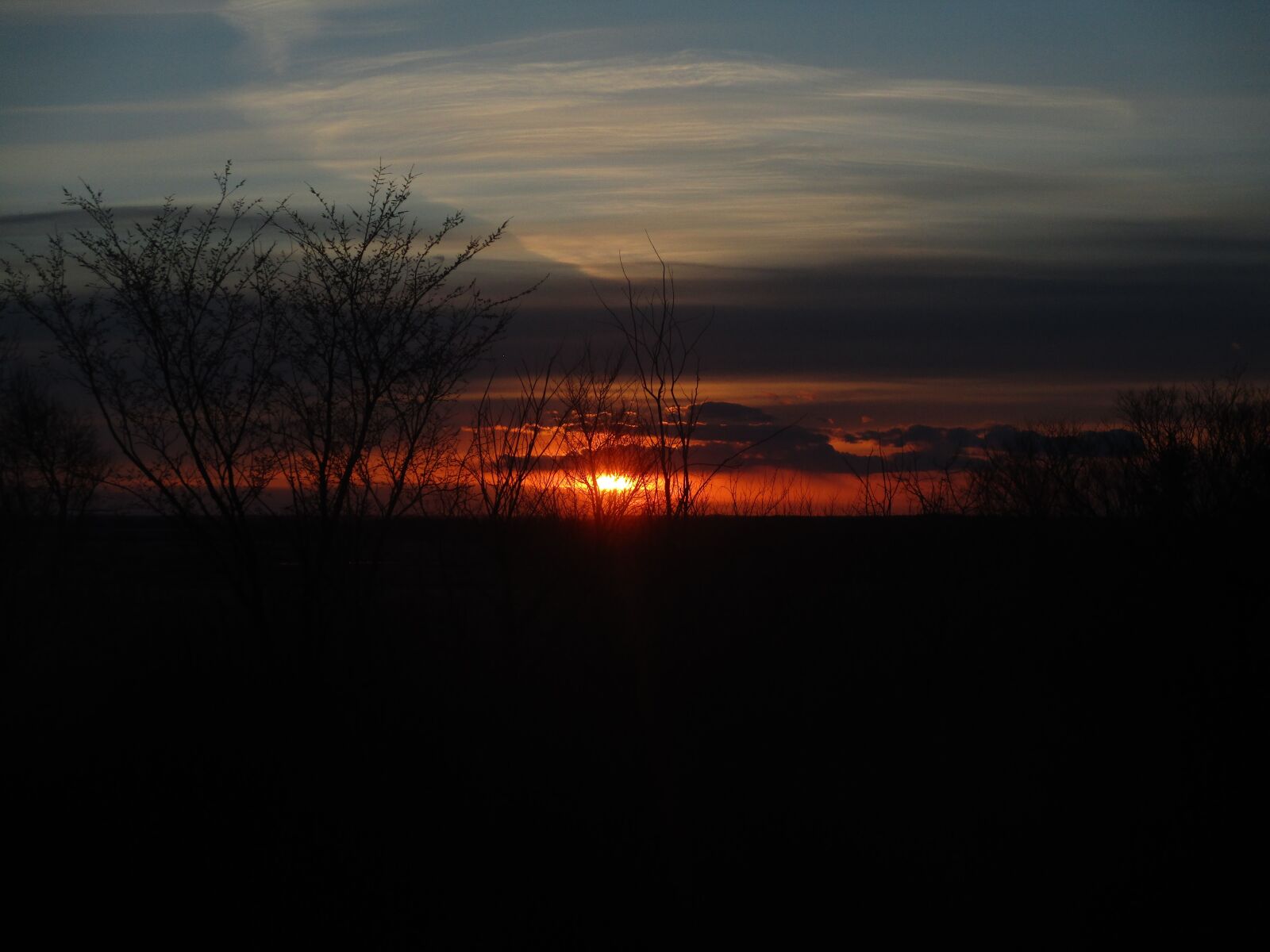Canon PowerShot ELPH 180 (IXUS 175 / IXY 180) sample photo. Sunset, clouds, beautiful photography