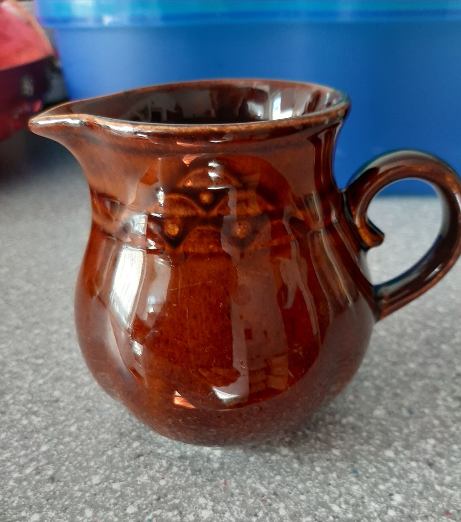 Samsung Galaxy A50 sample photo. Krug, milk jug, lemon photography