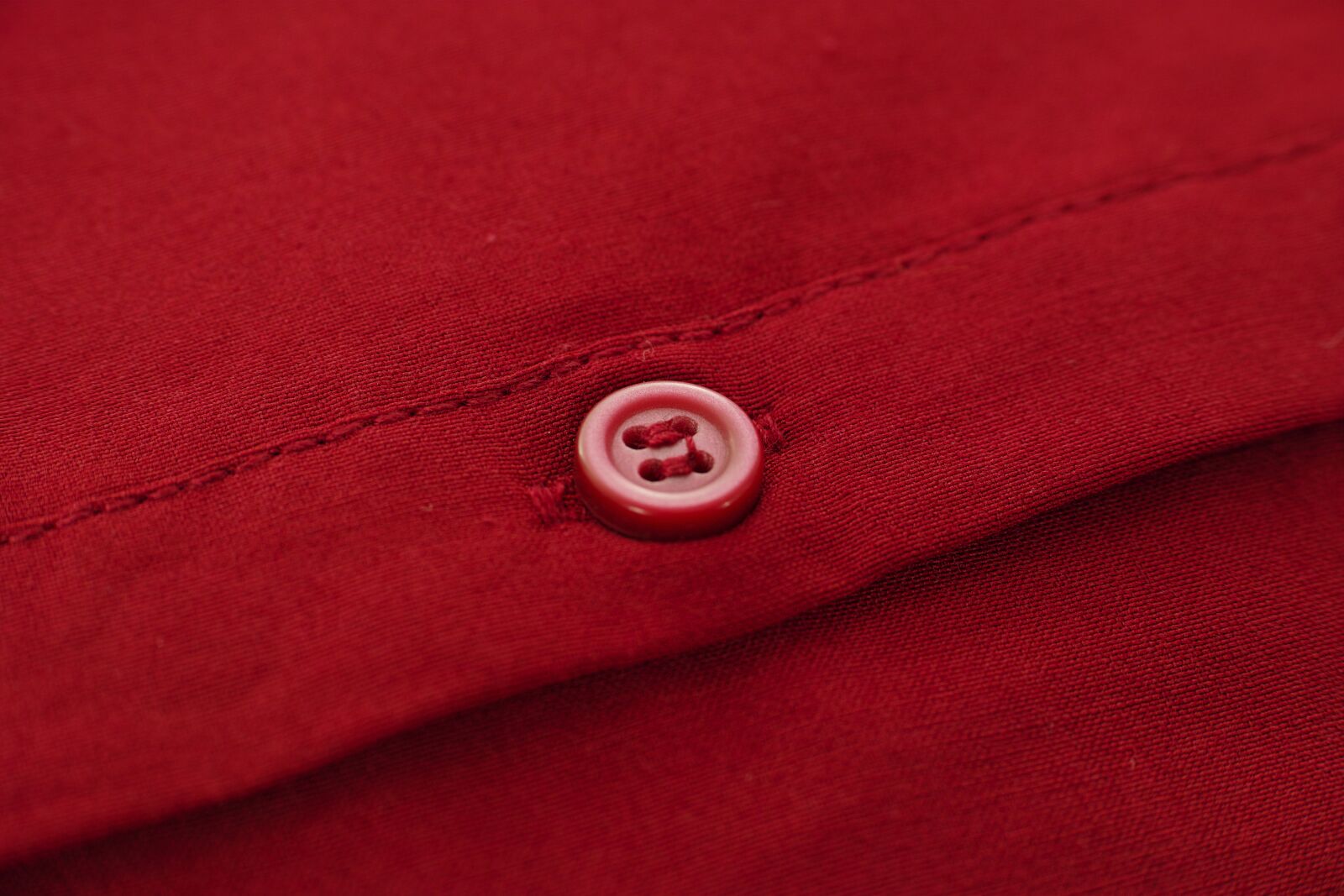 Sigma dp3 Quattro sample photo. Button, shirt, fabric photography