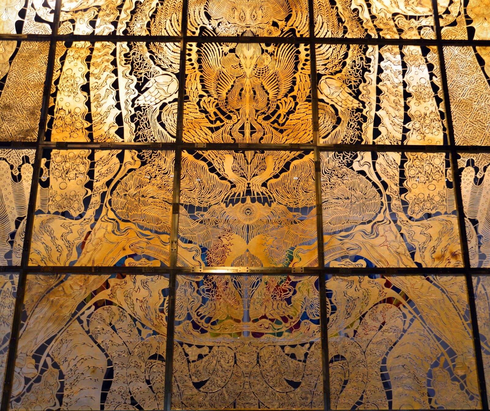 Nikon D7000 sample photo. Gold, filigree, ornament photography