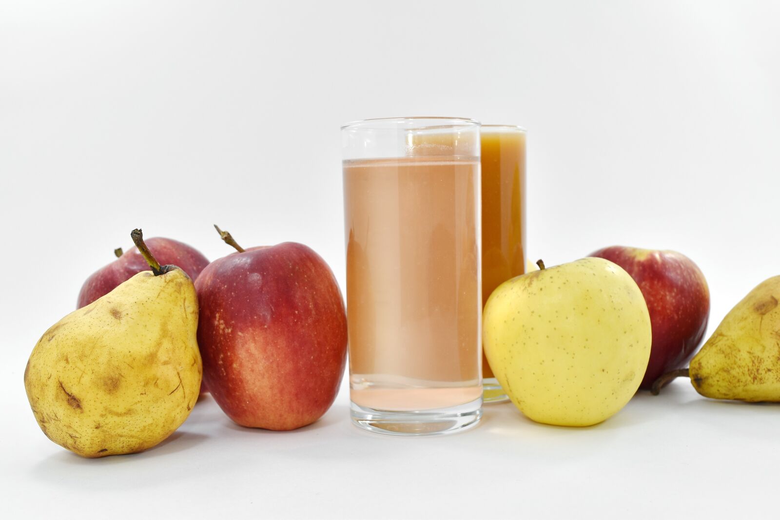 Nikon D5500 sample photo. Apples, beverage, fruit juice photography