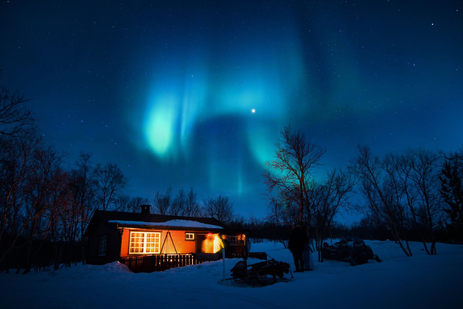 Sony a7R sample photo. Aurora borealis, blue, cabin photography