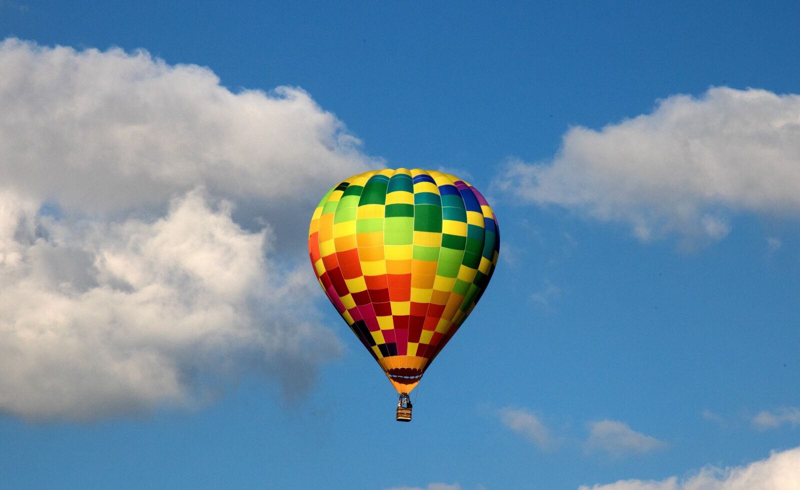 Canon EOS 760D (EOS Rebel T6s / EOS 8000D) sample photo. Balloon, hot air, rising photography