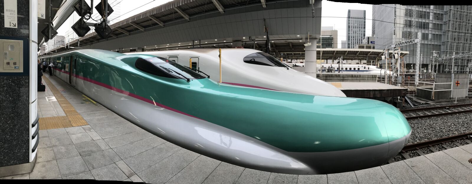 Apple iPhone 7 Plus sample photo. Tokyo, train, transportation photography